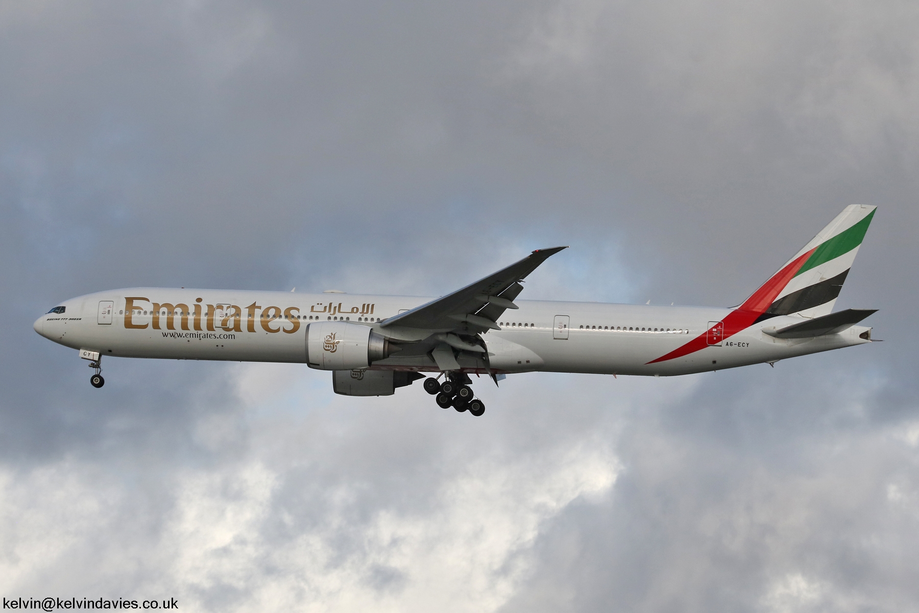 Emirates 777 A6-ECY