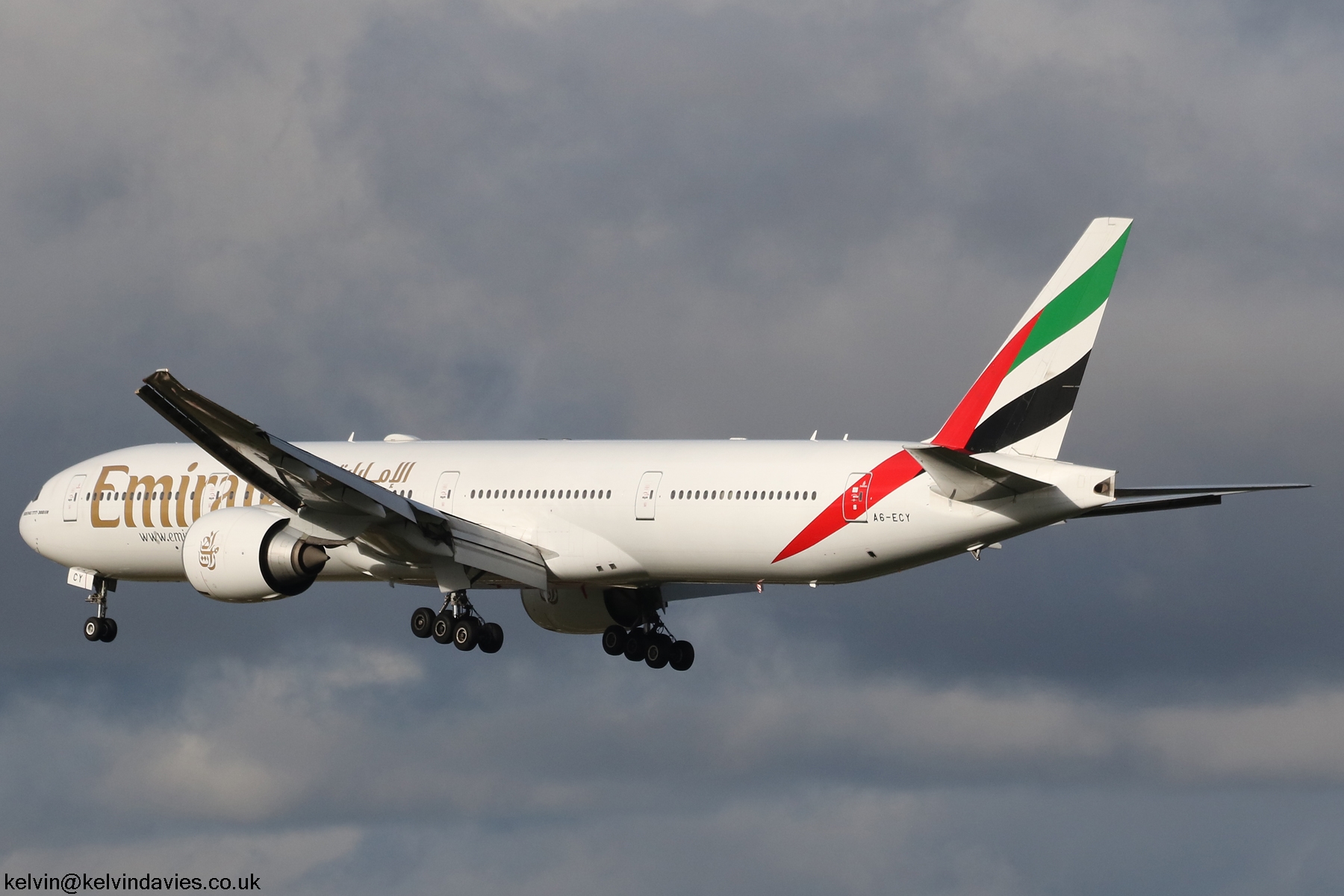 Emirates 777 A6-ECY