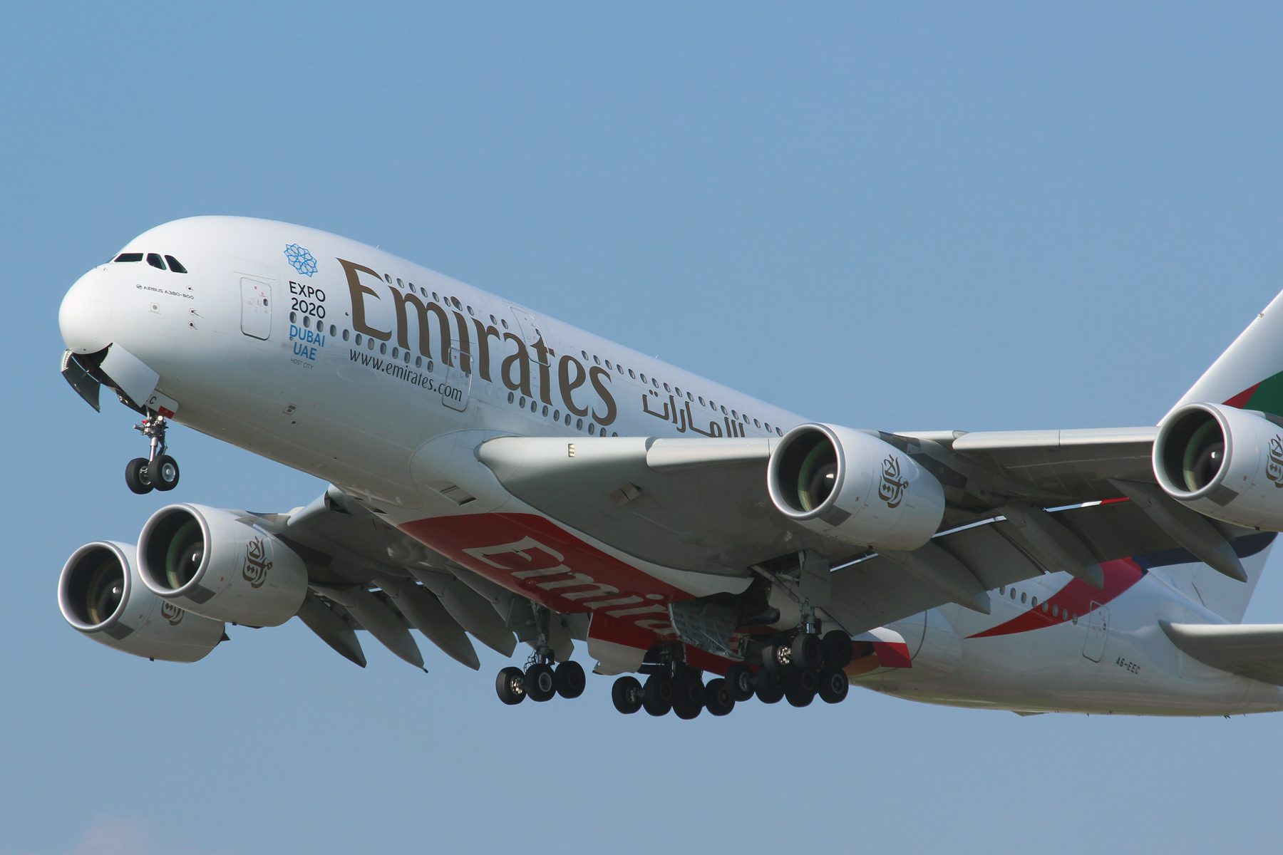Emirates A380 A6-EEC