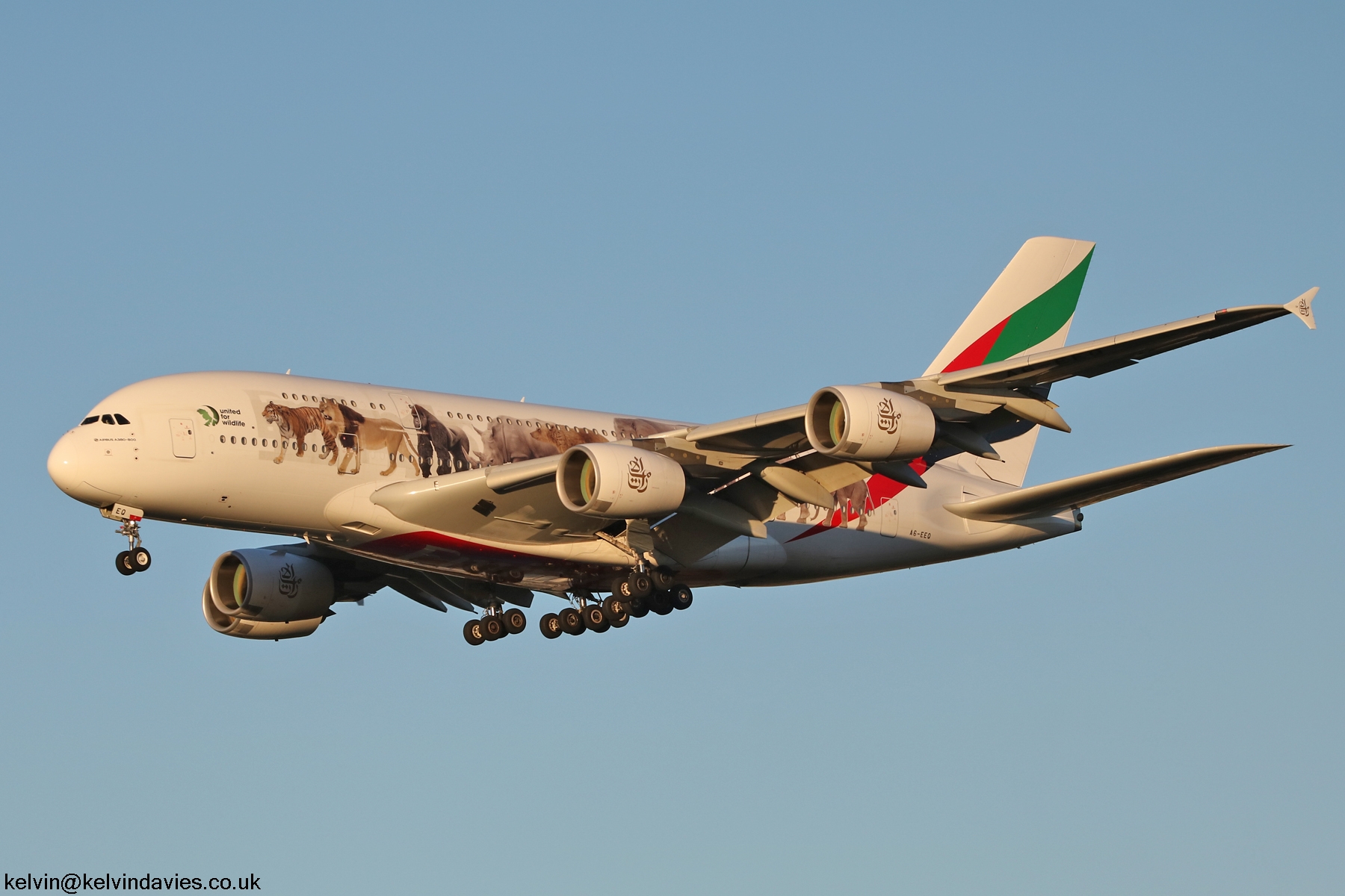 Emirates A380 A6-EEQ