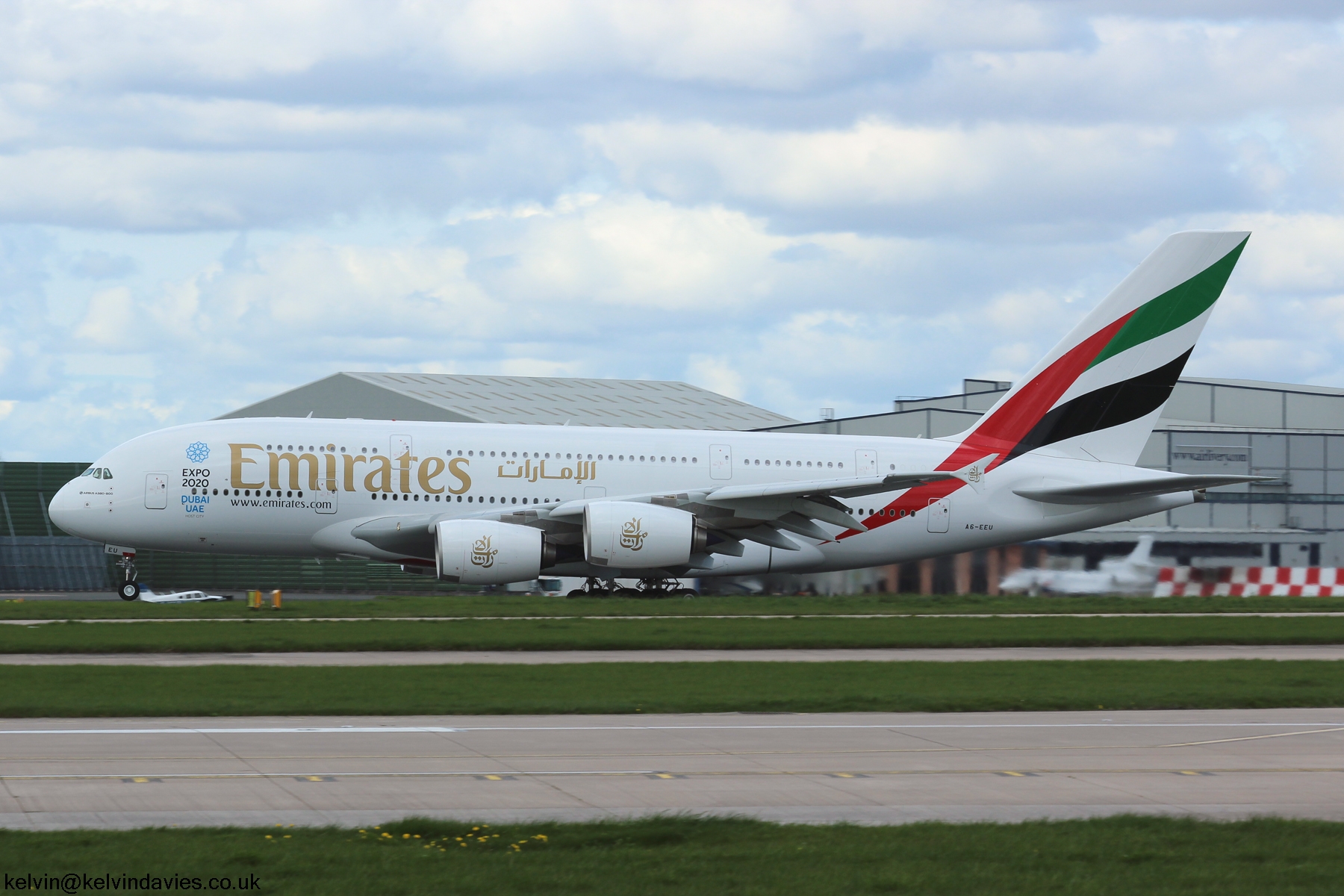 Emirates A380 A6-EEU