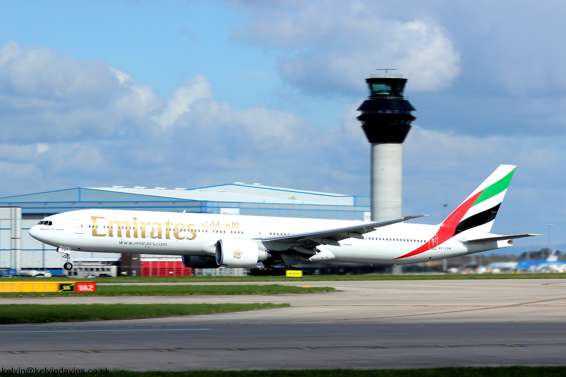 Emirates 777 A6-ENM
