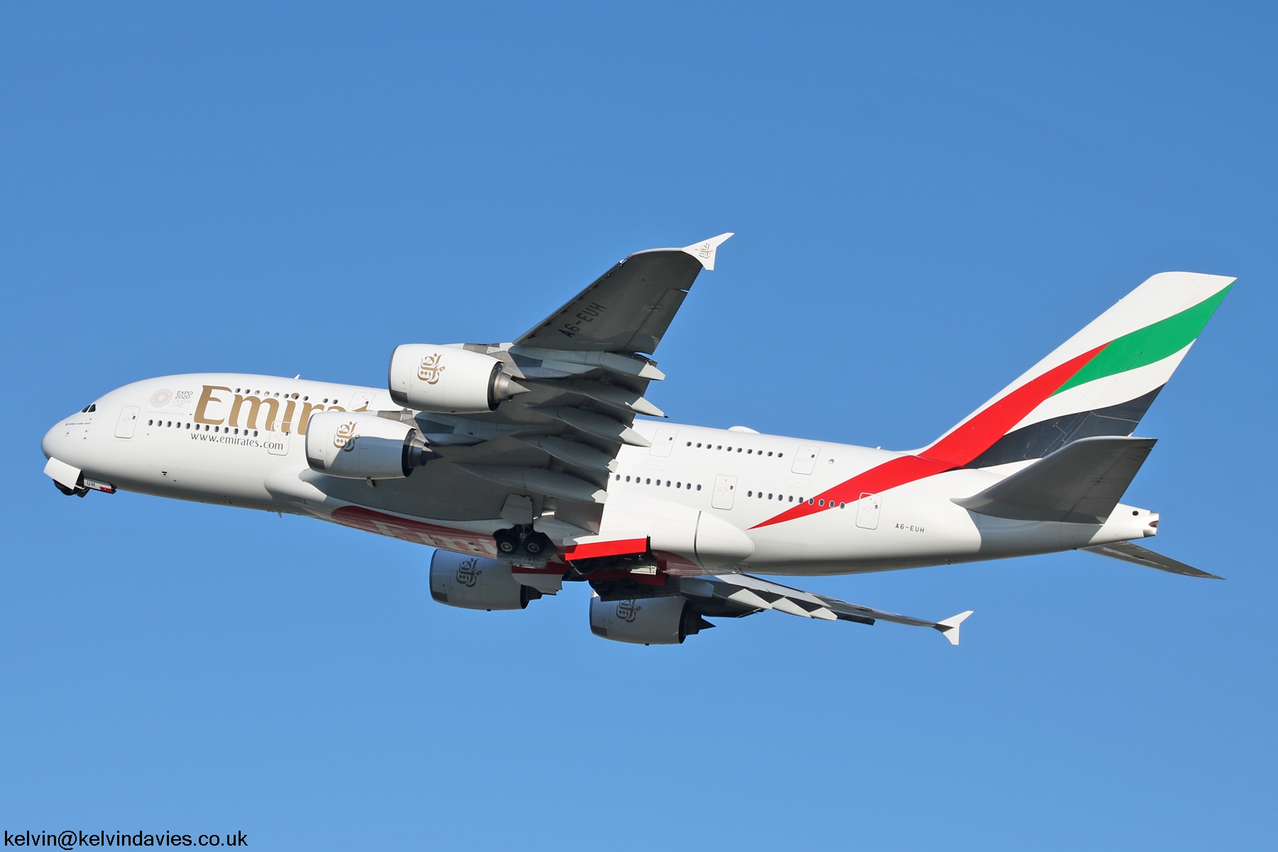 Emirates A380 A6-EUH