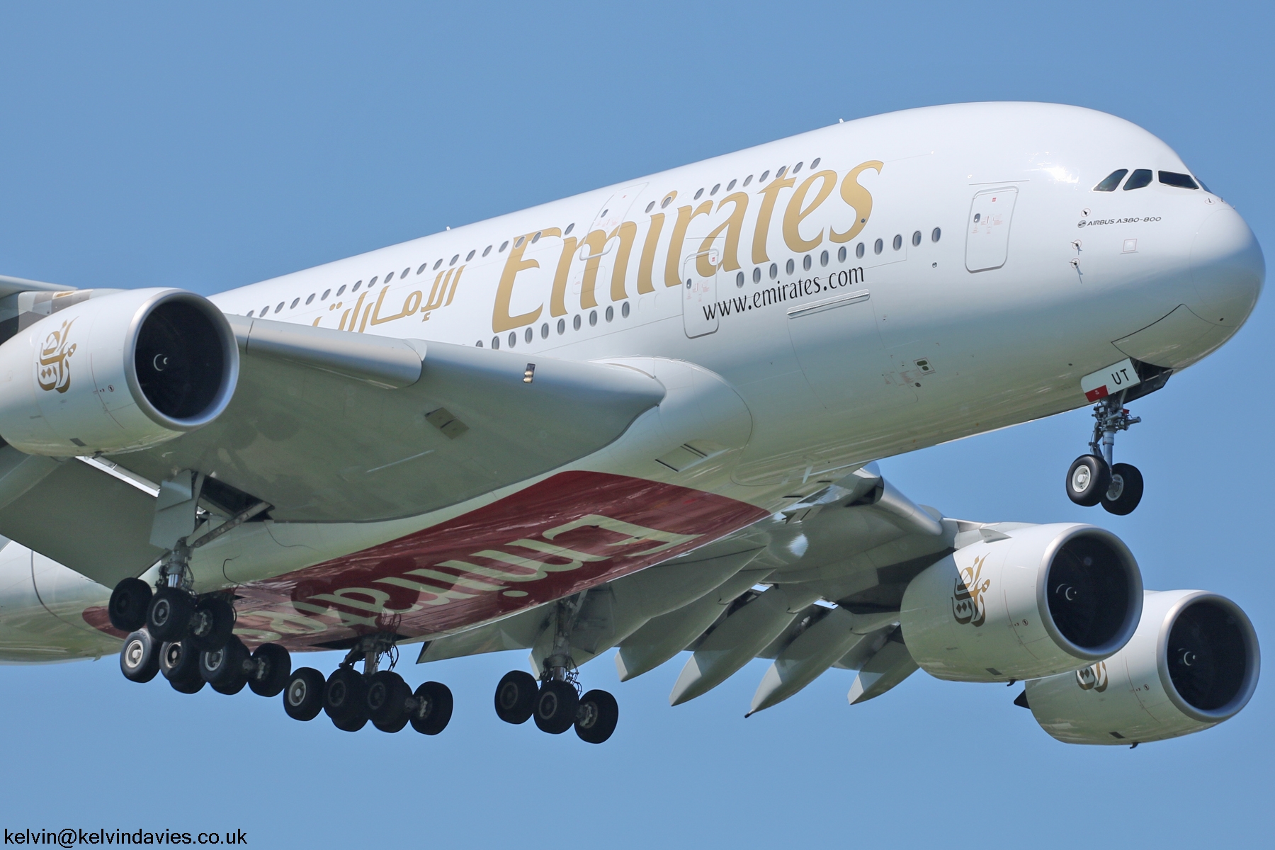 Emirates A380 A6-EUT