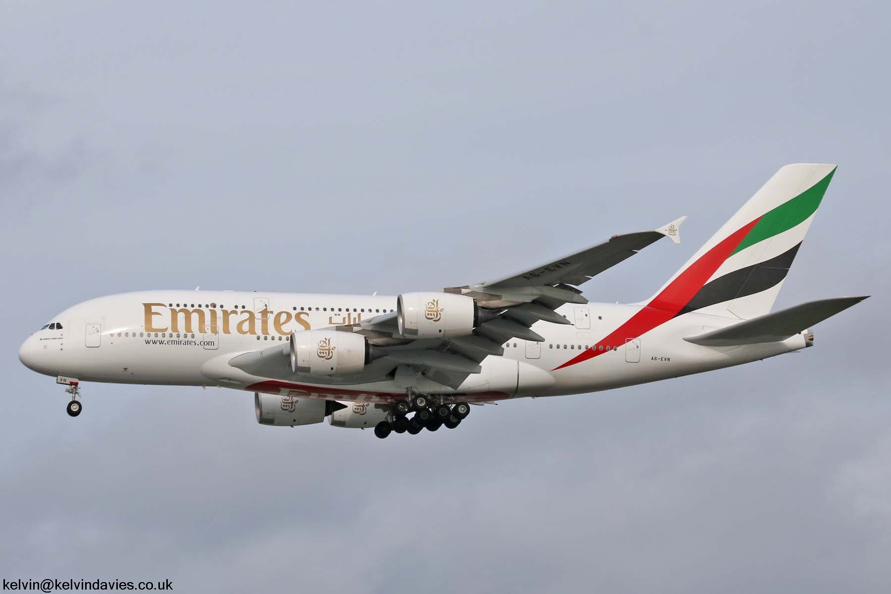 Emirates A380 A6-EVN