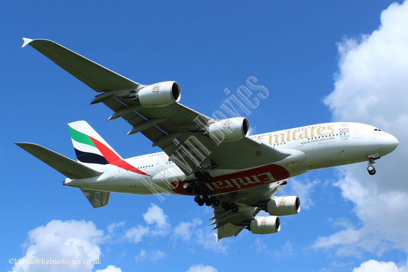 Emirates A380 A6-EDB