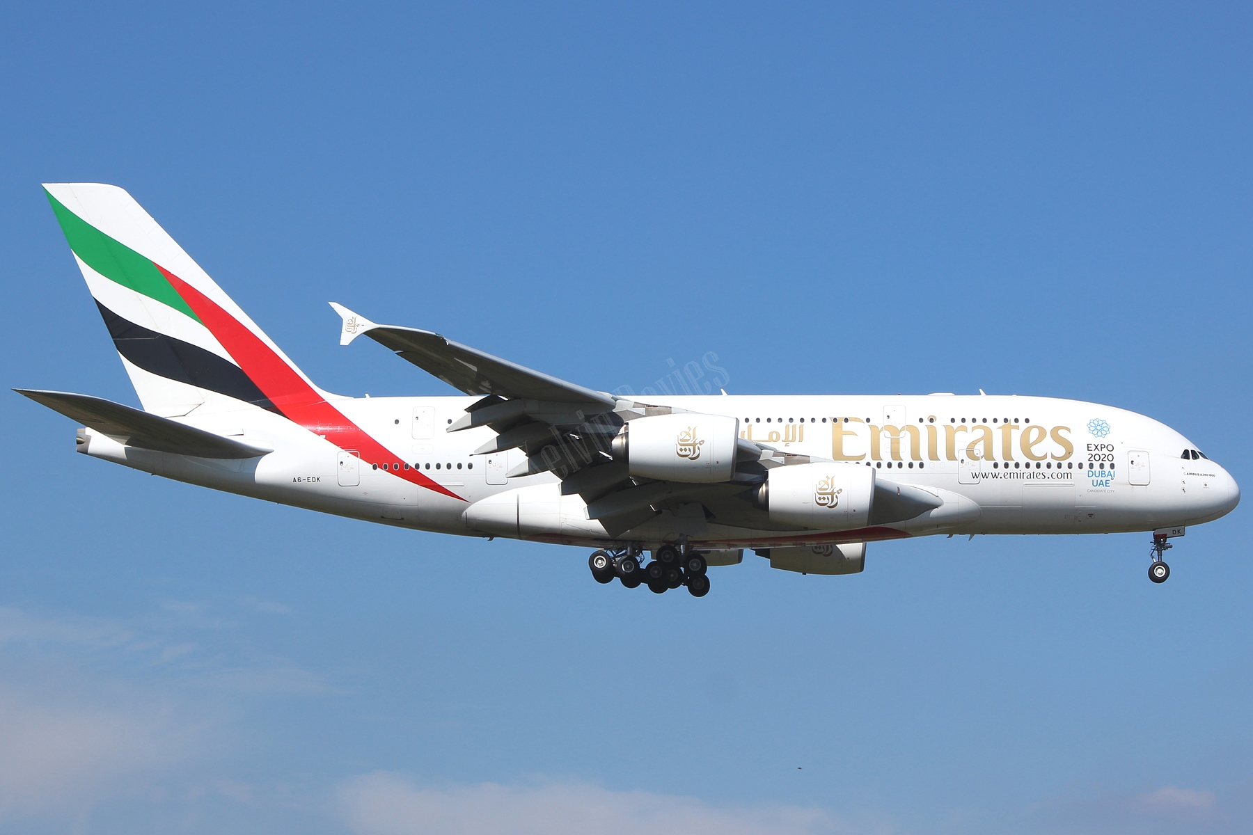 Emirates A380 A6-EDK