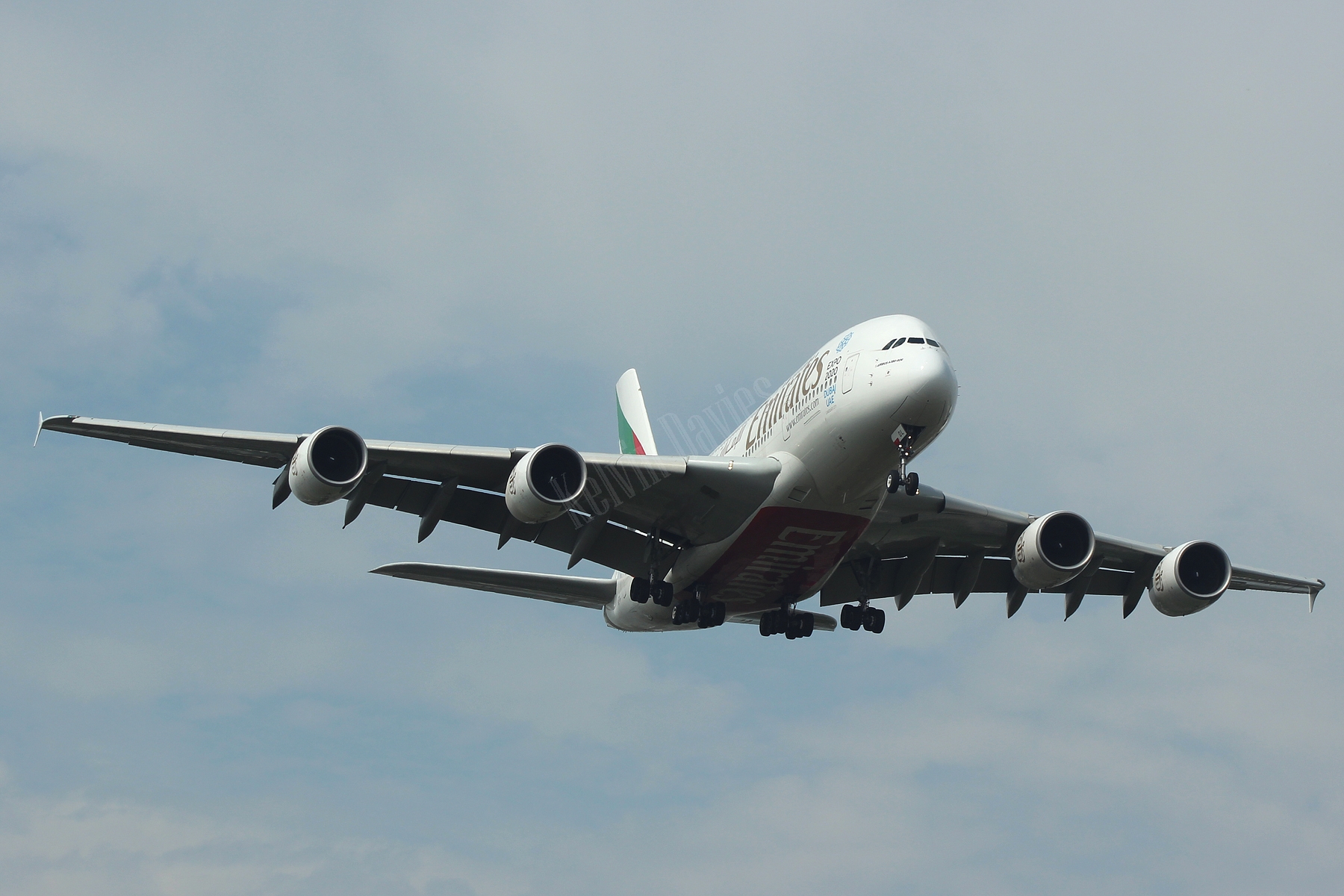 Emirates A380 A6-EDP