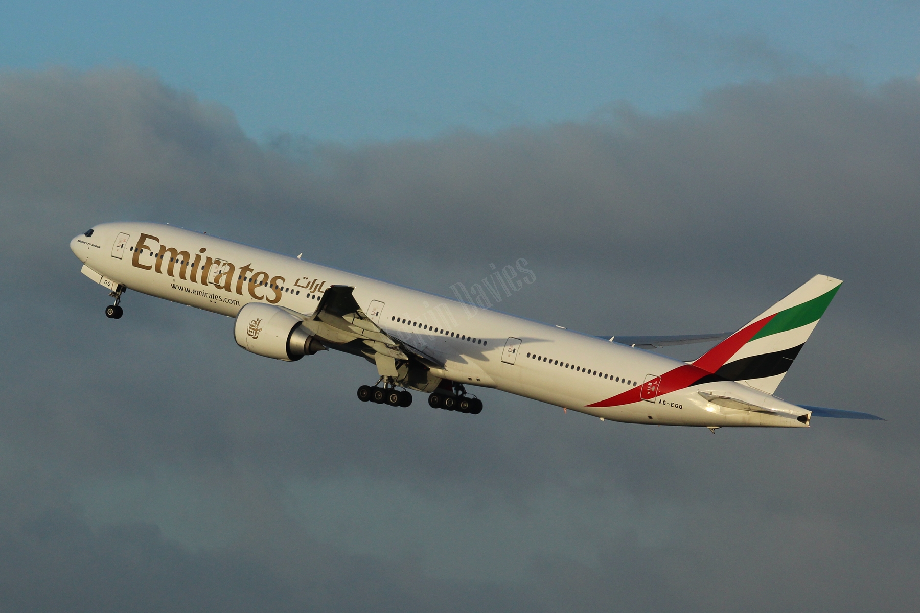 Emirates 777 A6-EGQ