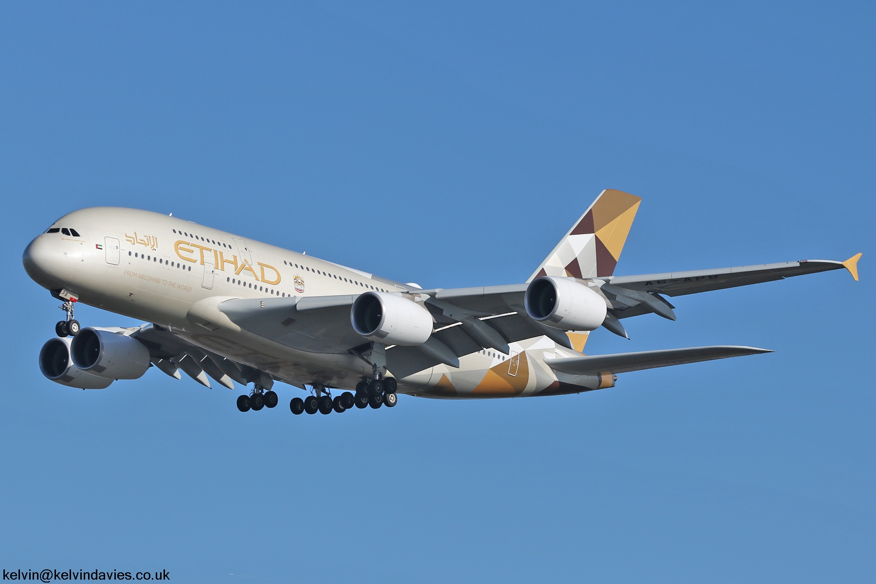 Etihad Airways A380 A6-APB