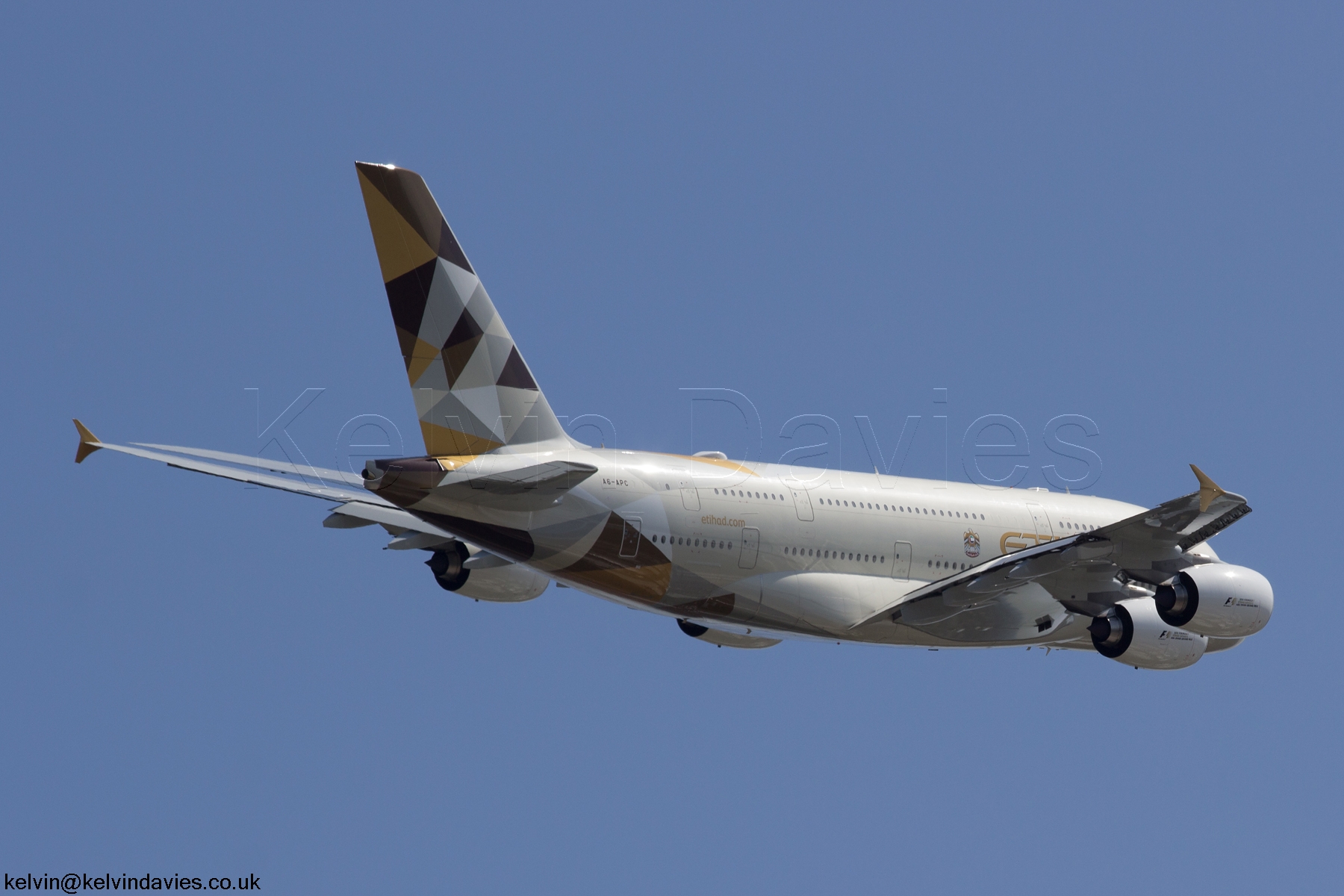 Etihad Airways A380 A6-APC