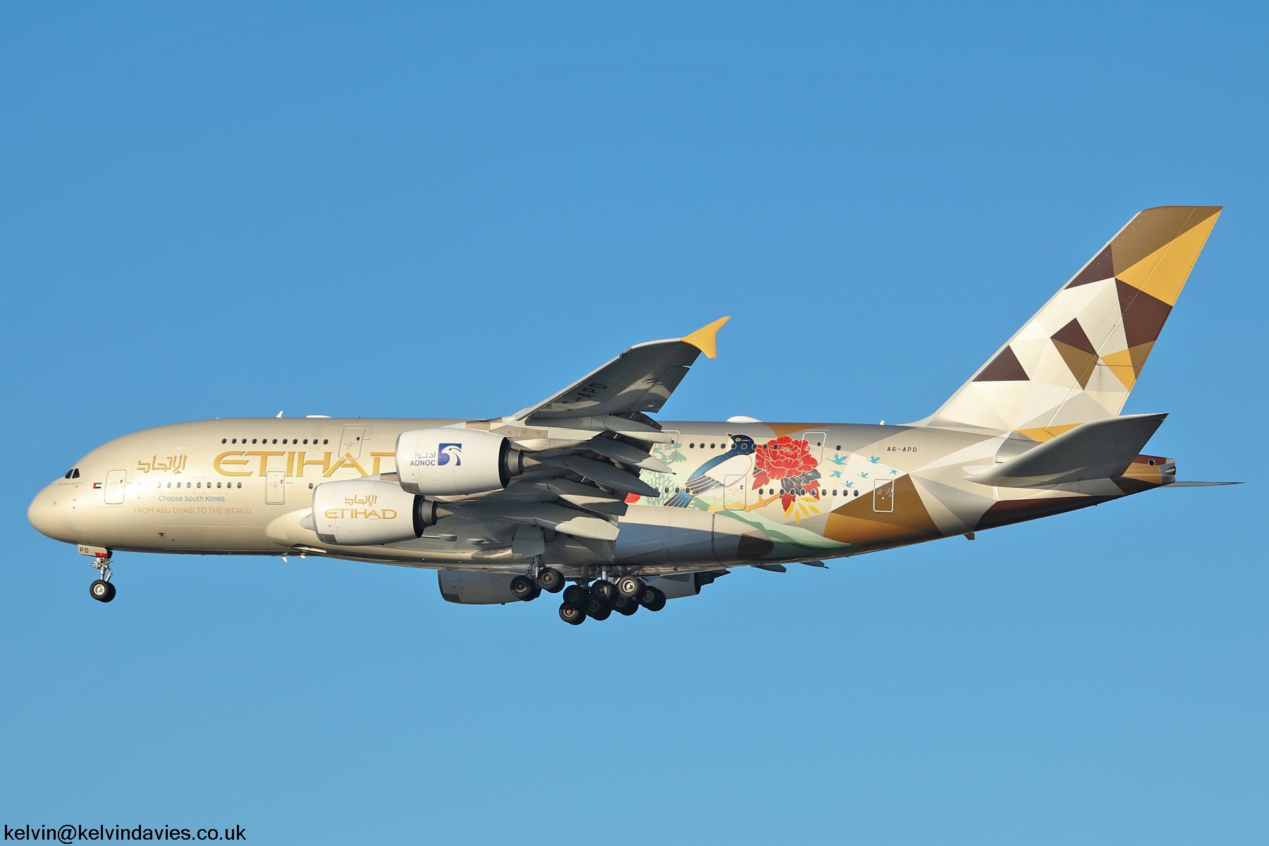 Etihad Airways A380 A6-APD
