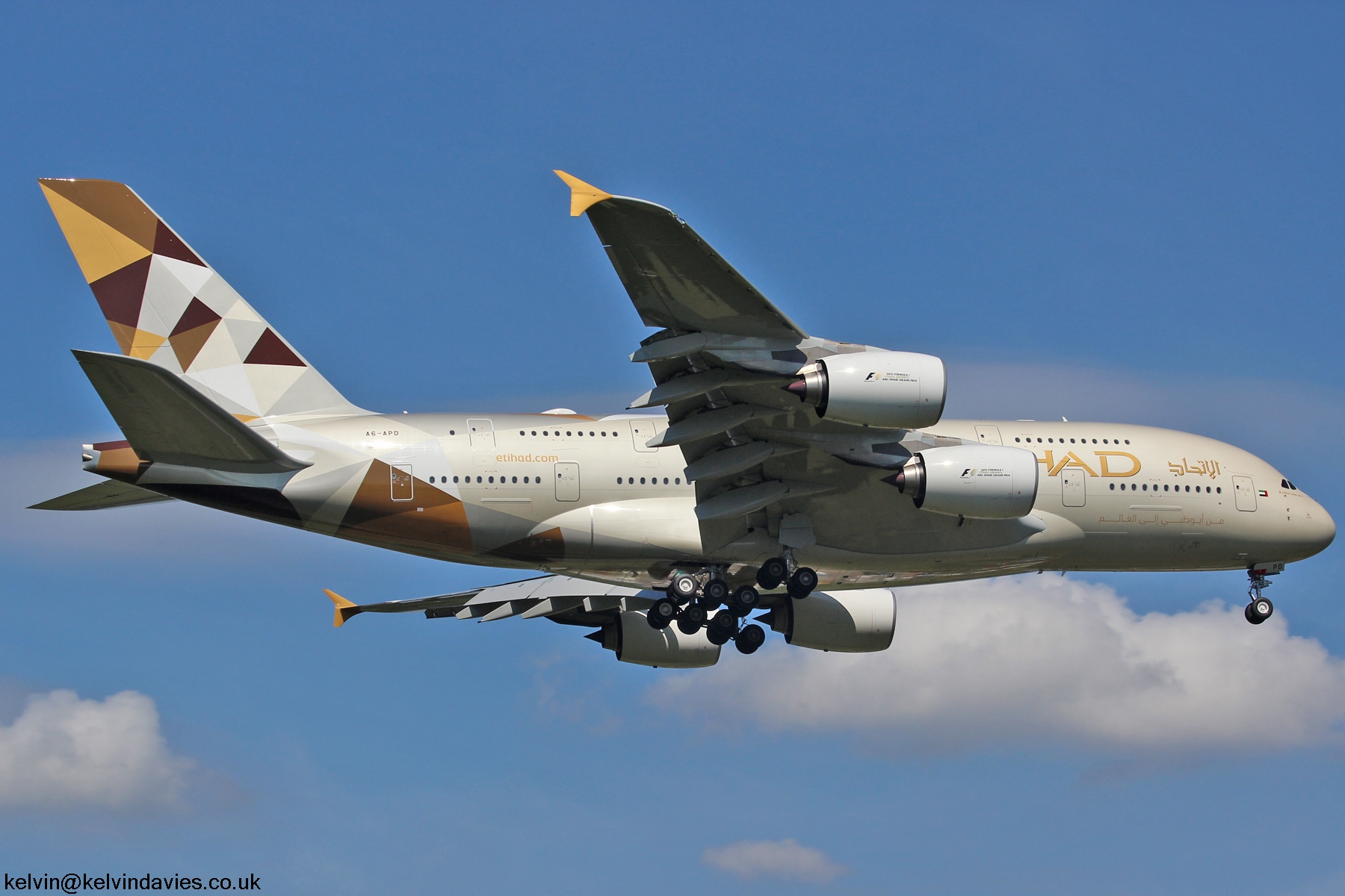 Etihad Airways A380 A6-APD