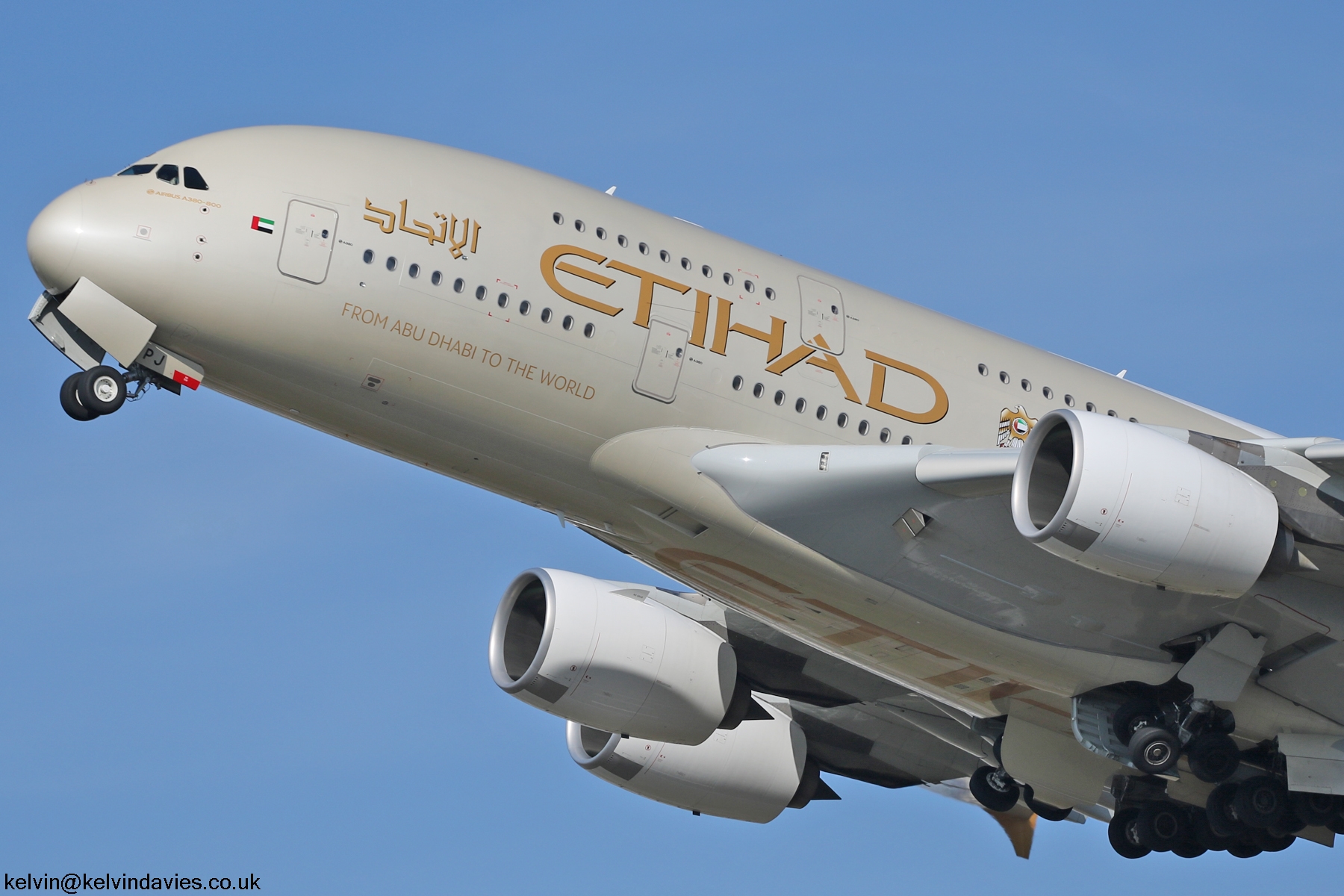 Etihad Airways A380 A6-APJ