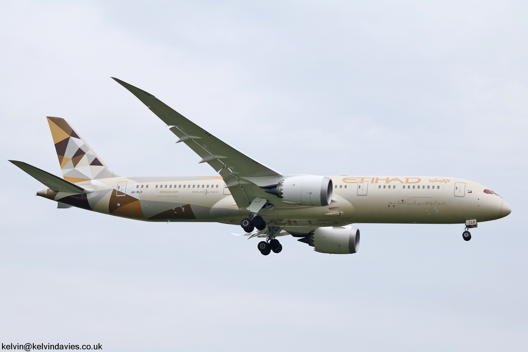 Etihad Airways 787 A6-BLX