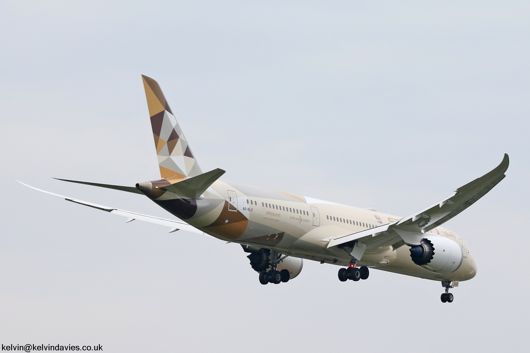 Etihad Airways 787 A6-BLX