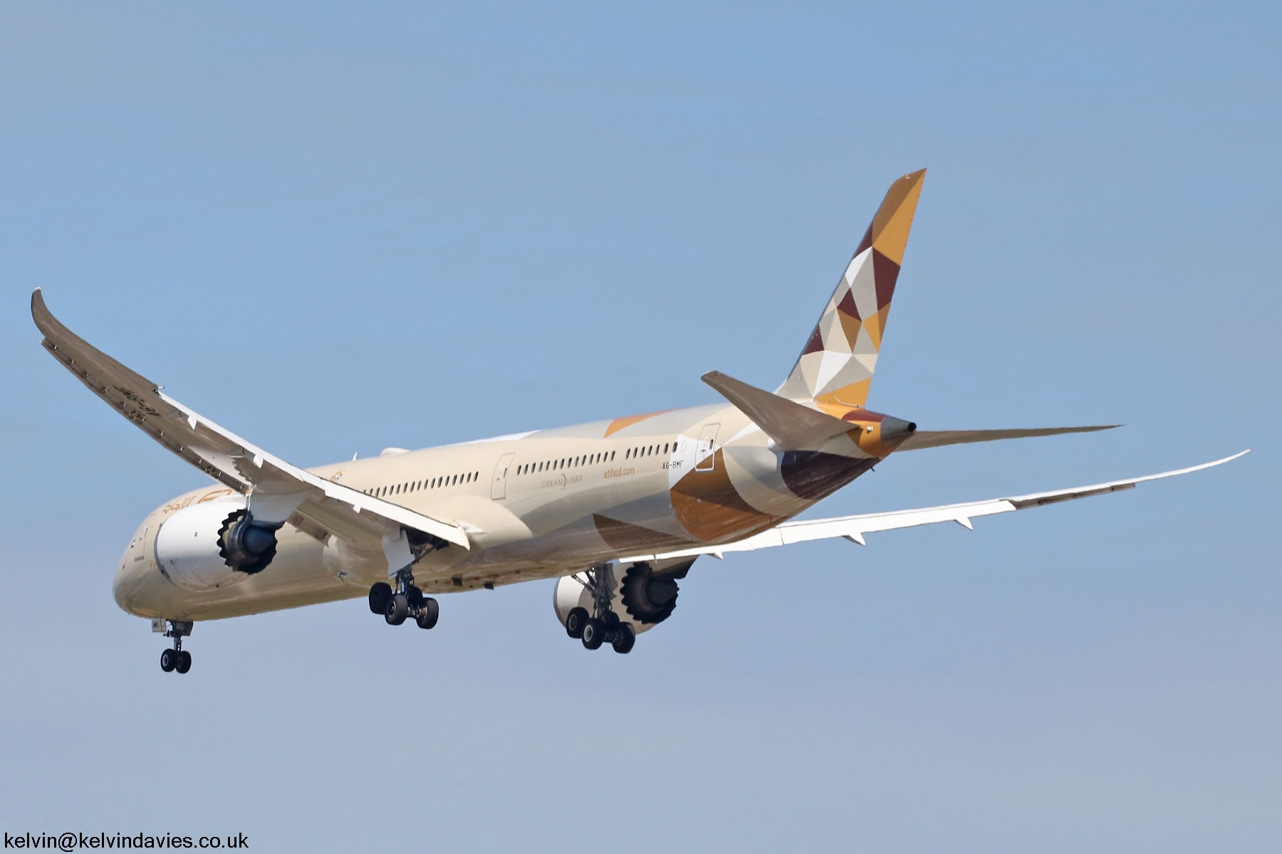 Etihad Airways 787 A6-BMF