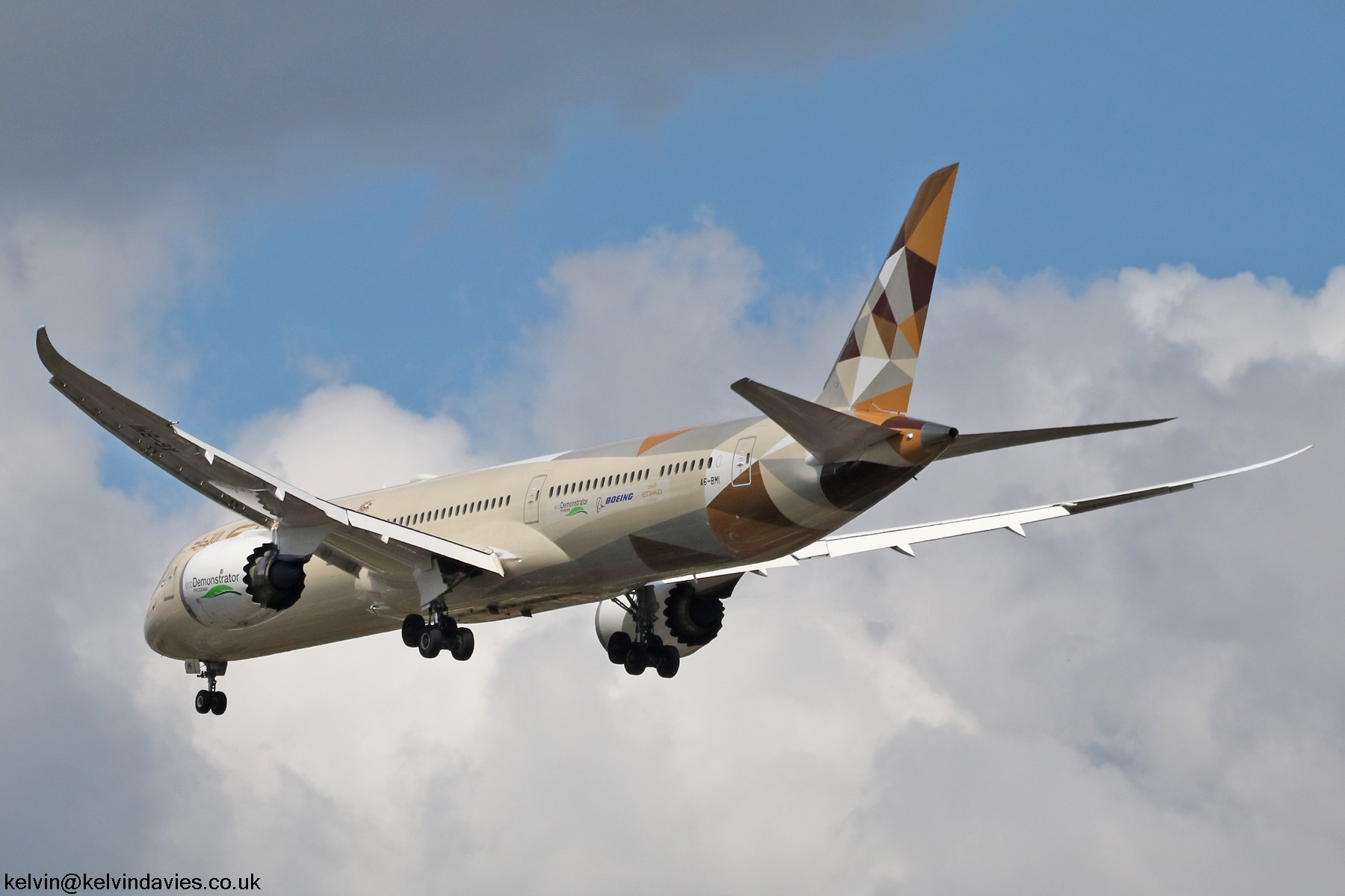 Etihad Airways 787 A6-BMI