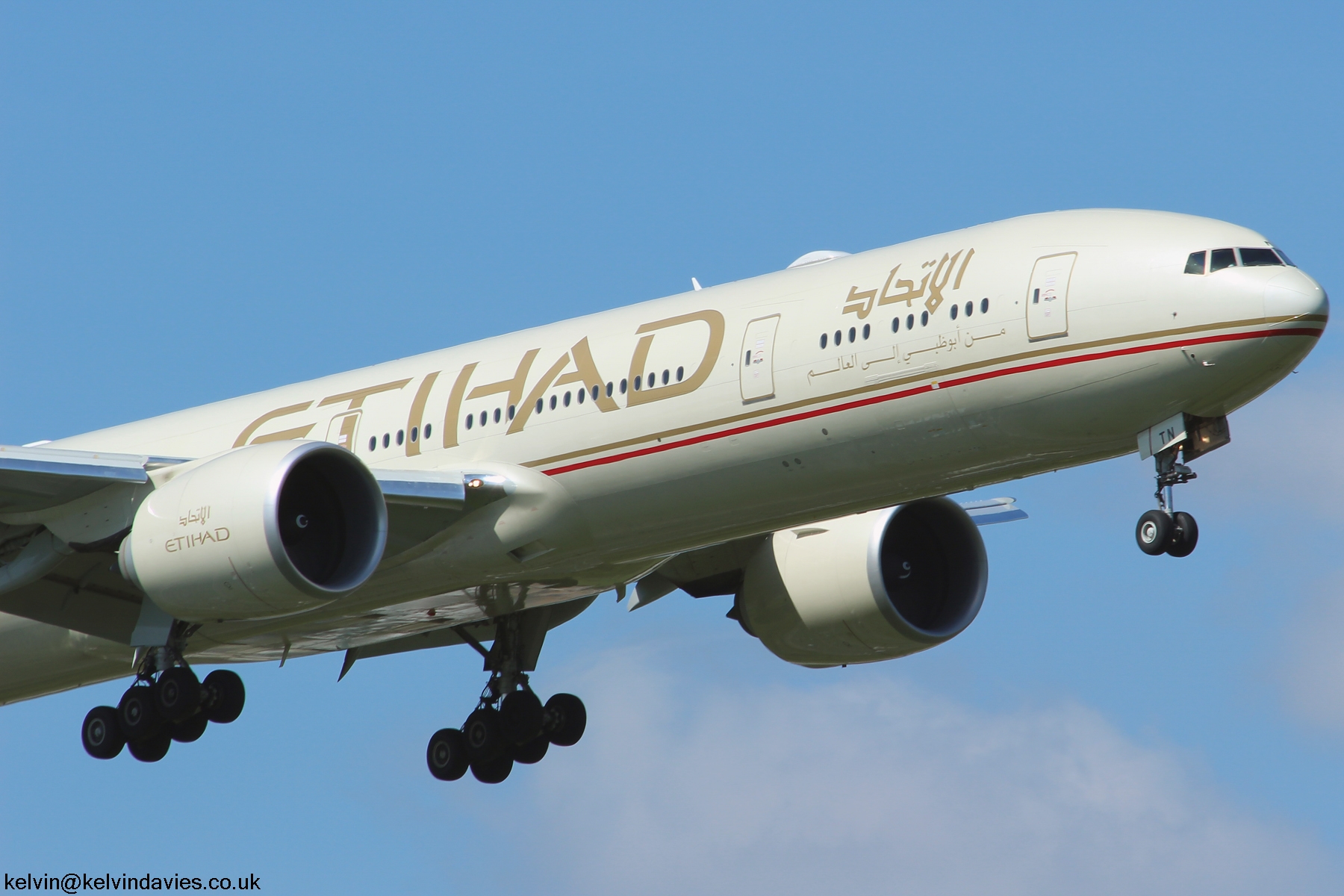 Etihad Airways 777 A6-ETN