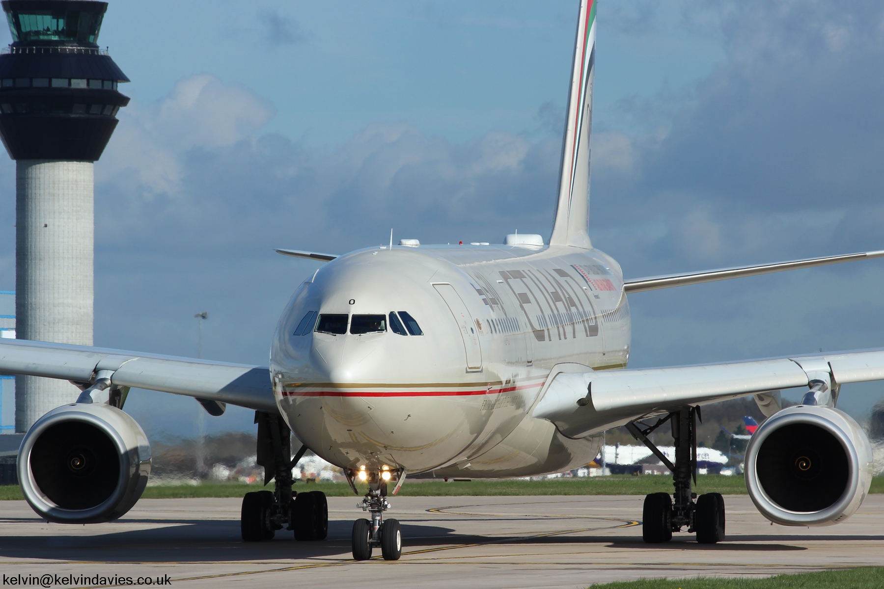 Etihad Airways A330 A6-EYO