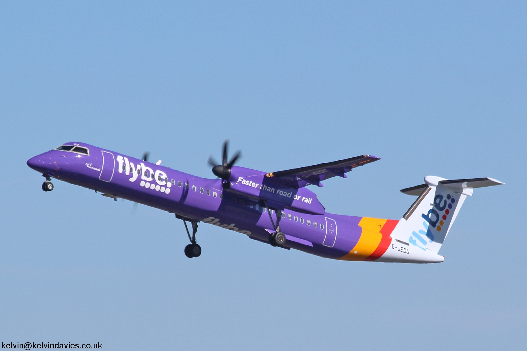 Flybe Dash 8 G-JEDU