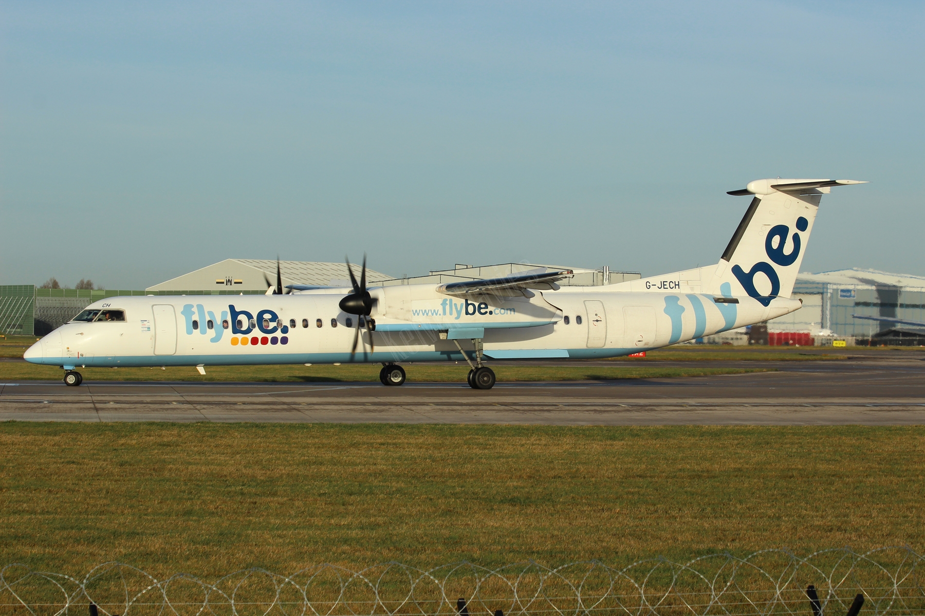 Flybe Dash 8 G-JECH