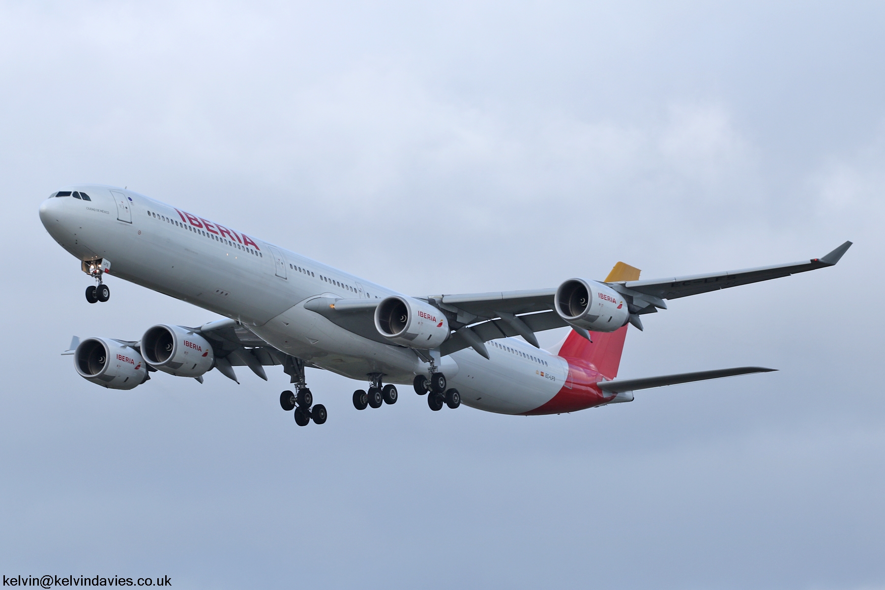 Iberia A340 EC-LFS