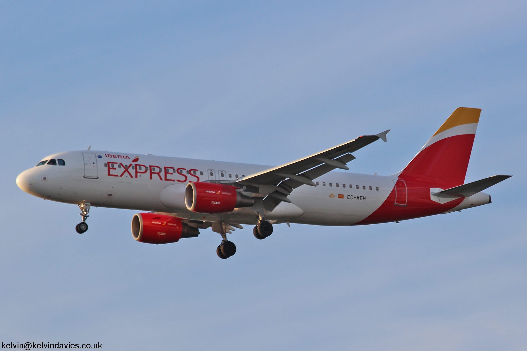 Iberia Express A320 EC-MEH