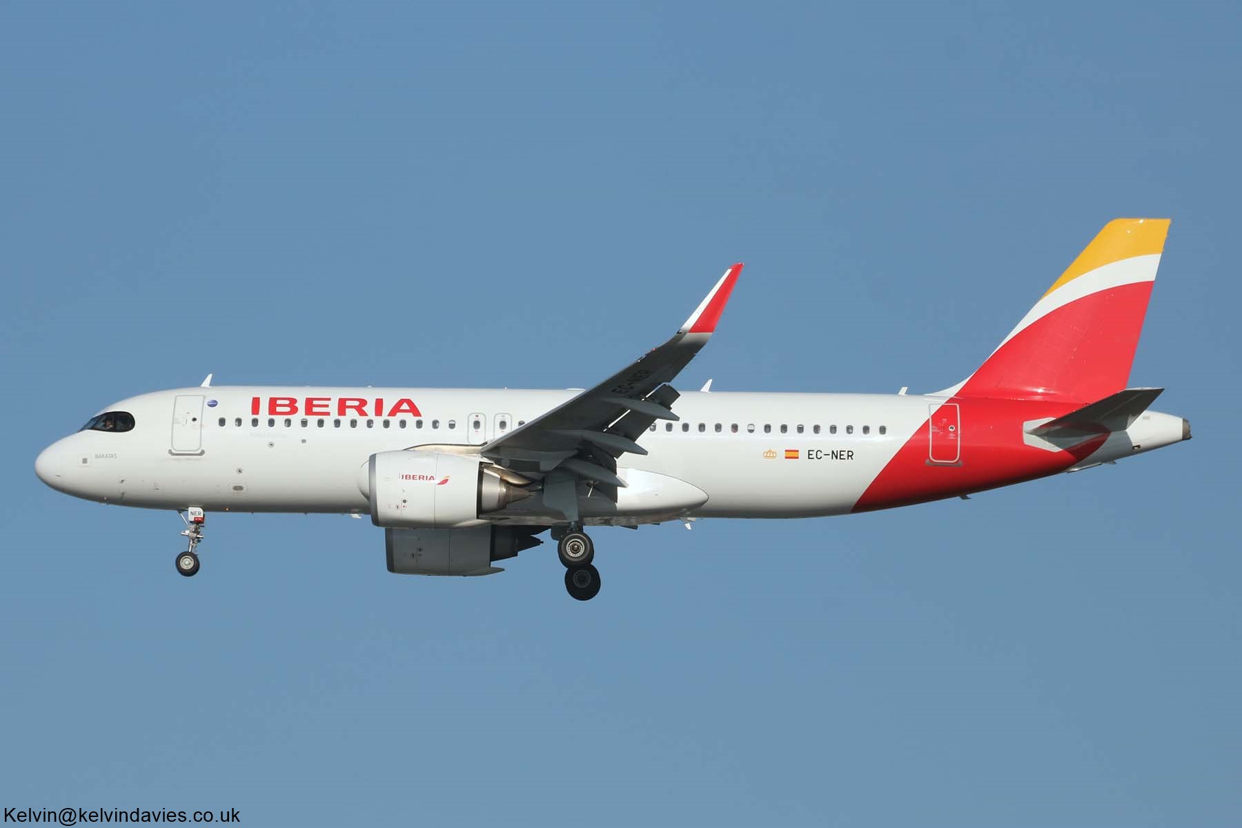 Iberia A320 EC-NER