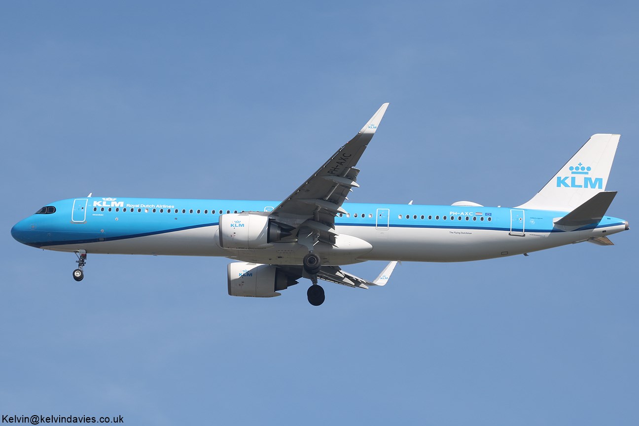 KLM A321 NEO PH-AXC