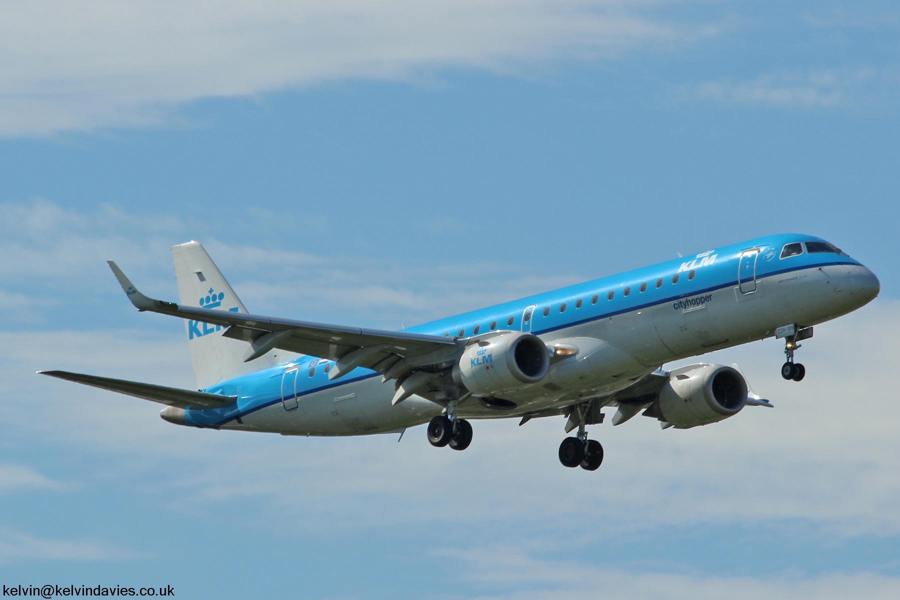 KLM Cityhopper EMB-190 PH-EZH