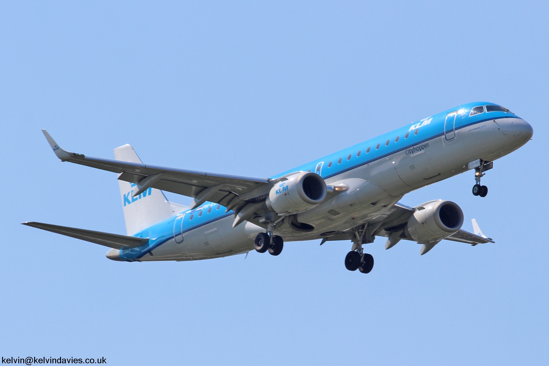 KLM Cityhopper Emb-190 PH-EZU