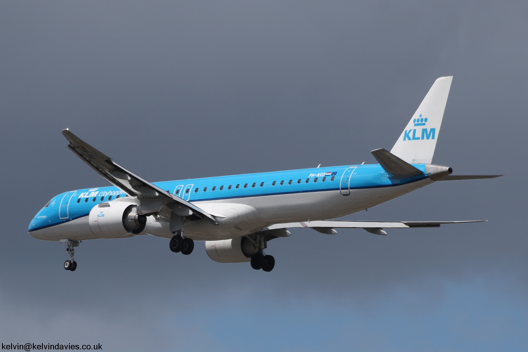 KLM Cityhopper EMB 195 PH-NXD