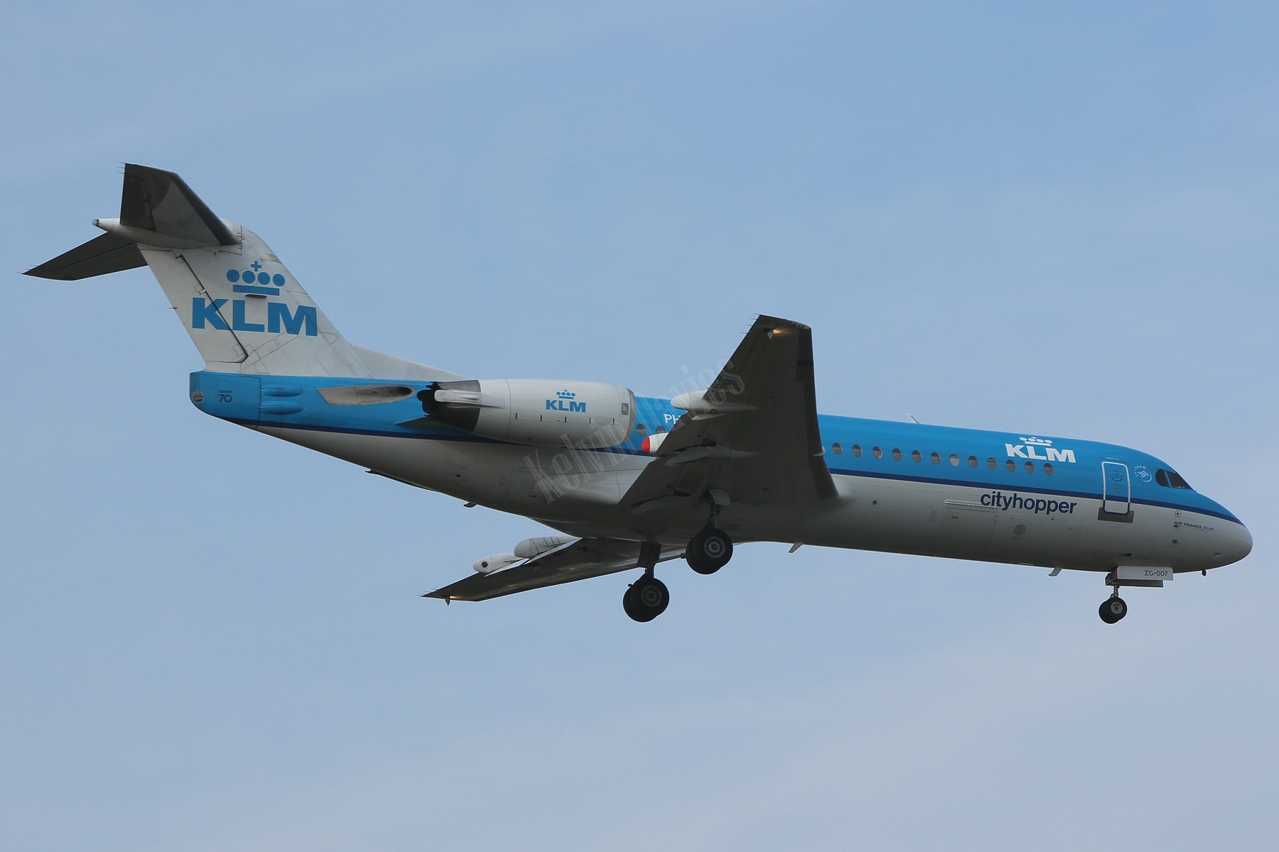 KLM Cityhopper Fokker 70 PH-KZG