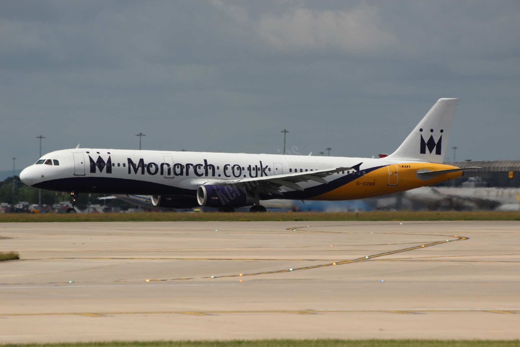 Monarch Airlines A321 G-OZBR