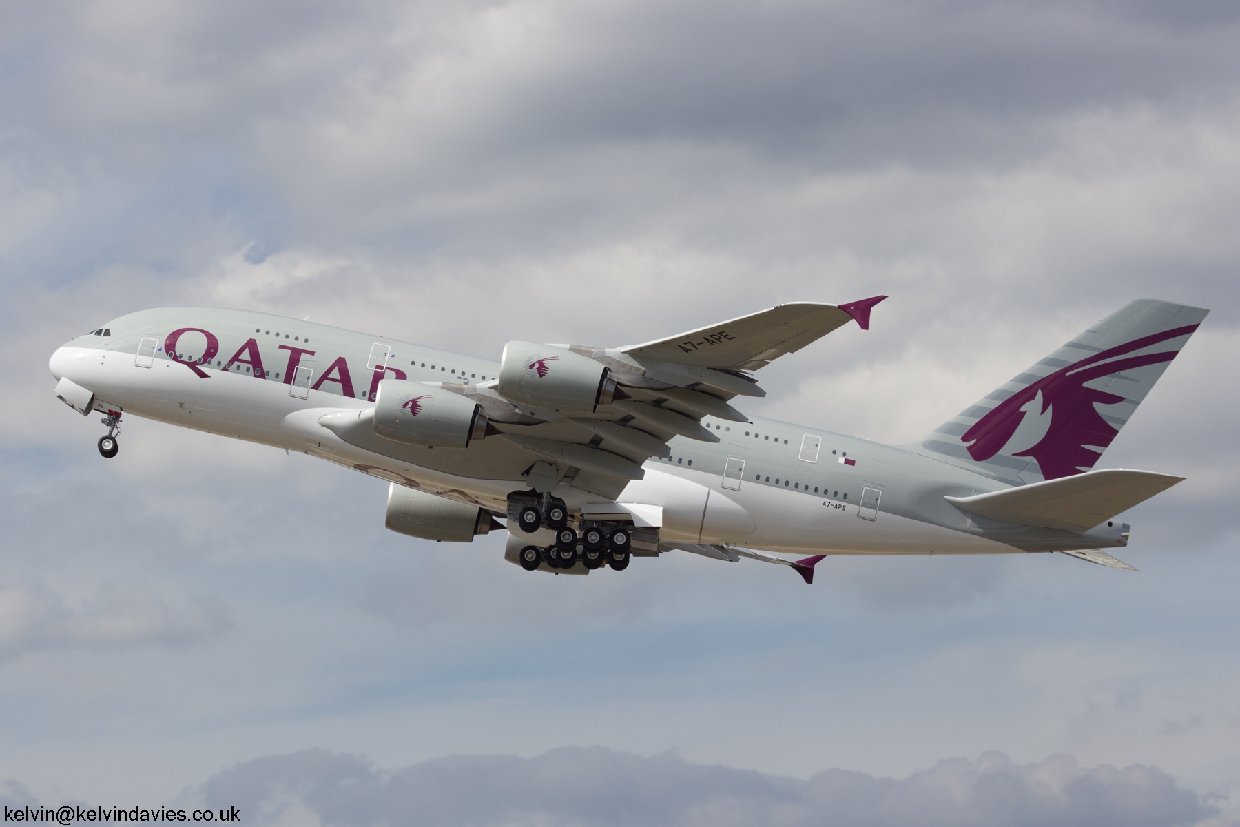 Qatar Airways A380 A7-APE