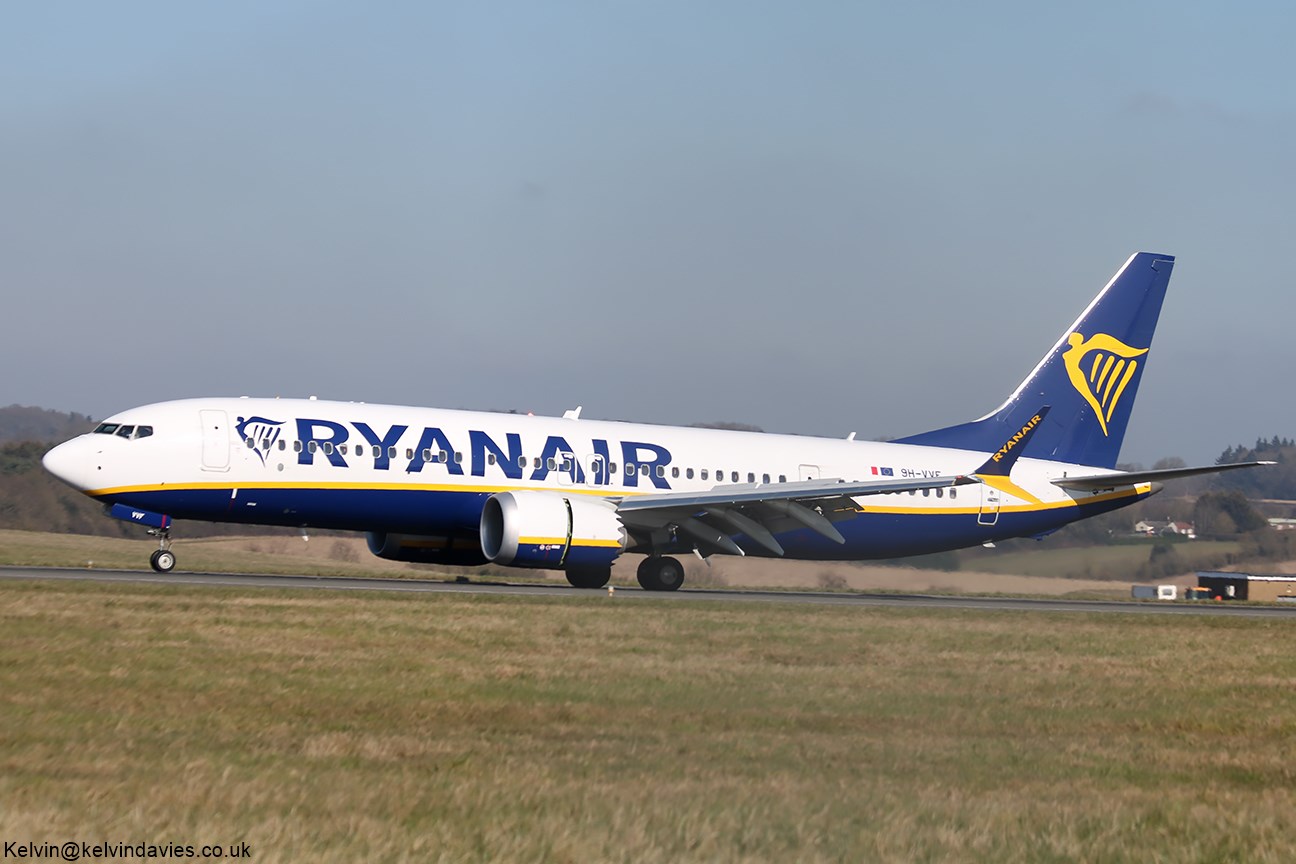 Ryan Air/Malta Air 737MAX-8 9H-VVF