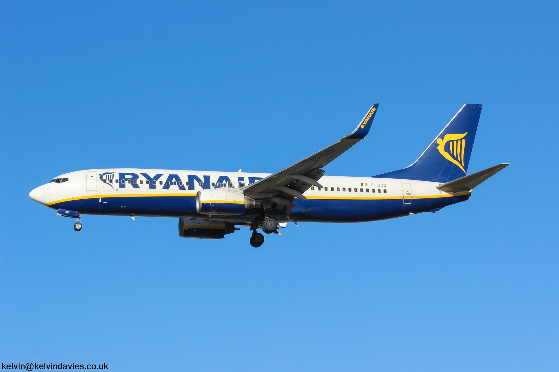 Ryanair 737 EI-DCG