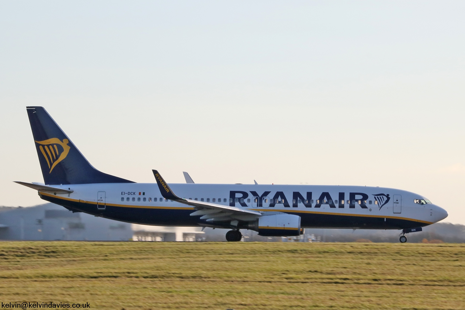 Ryanair 737 EI-DCK