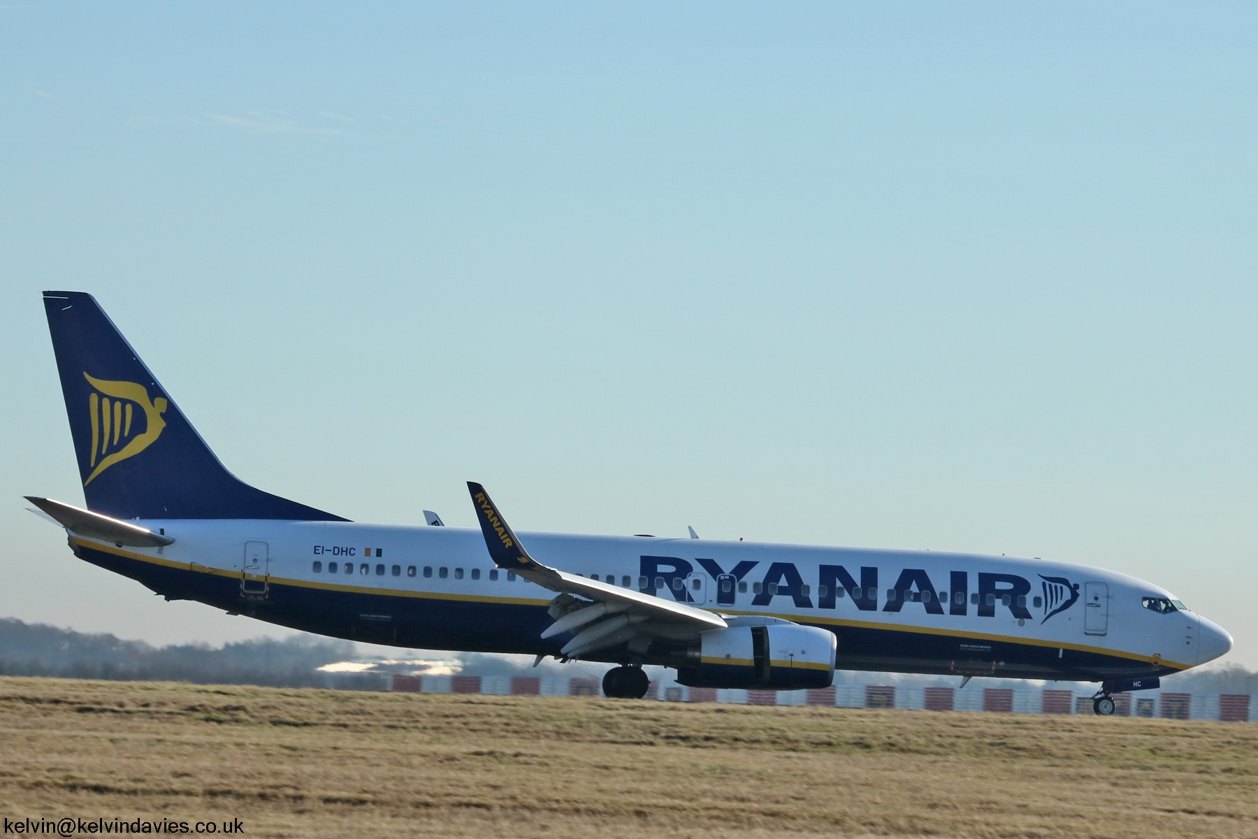 Ryanair 737NG EI-DHC
