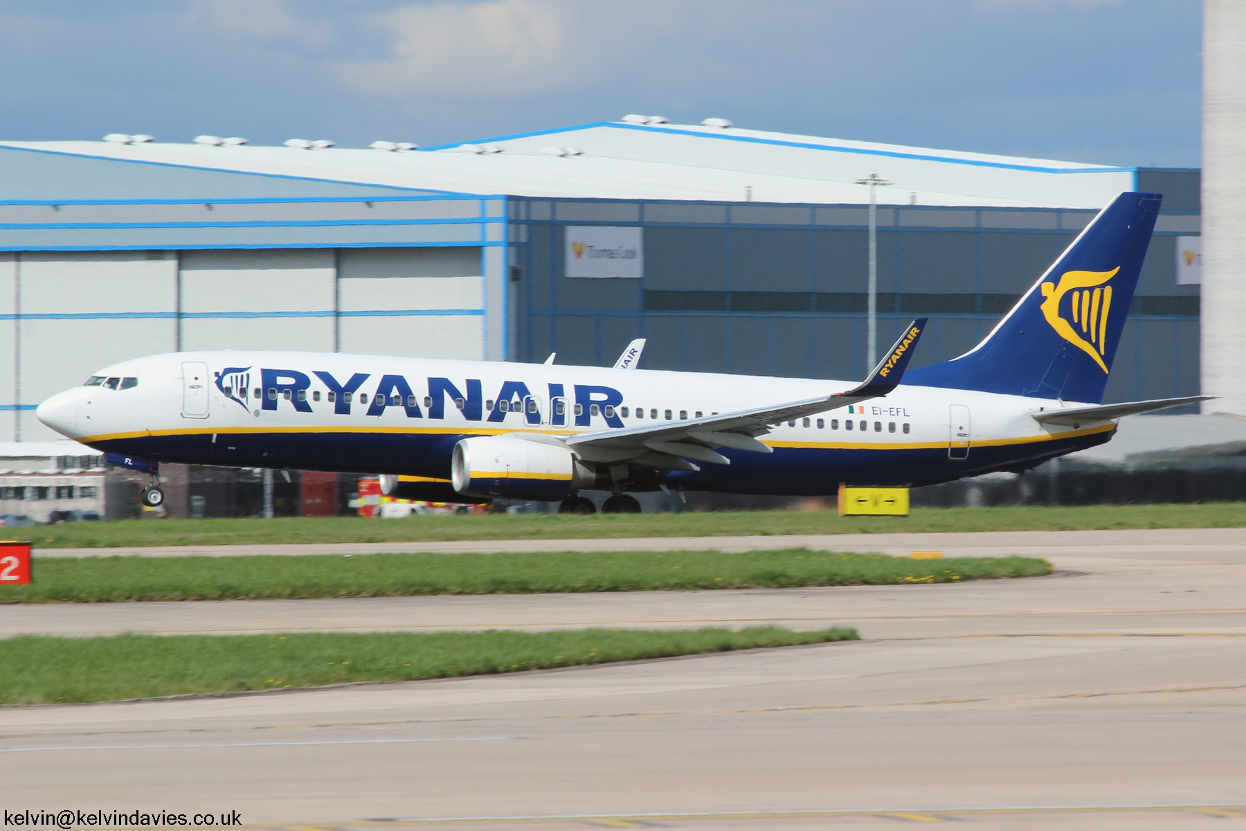 Ryanair 737 EI-EFL