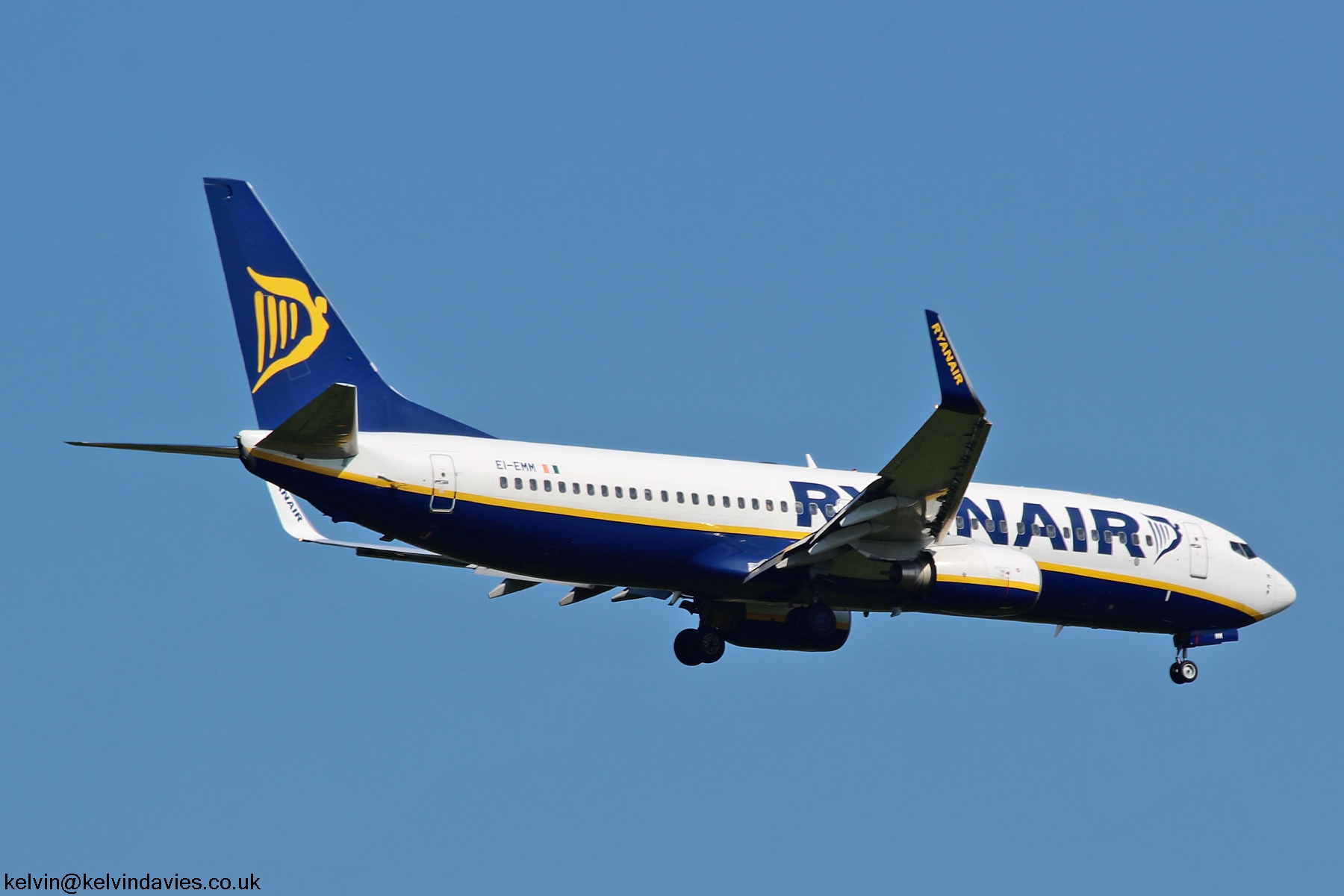 Ryanair 737NG EI-EMM