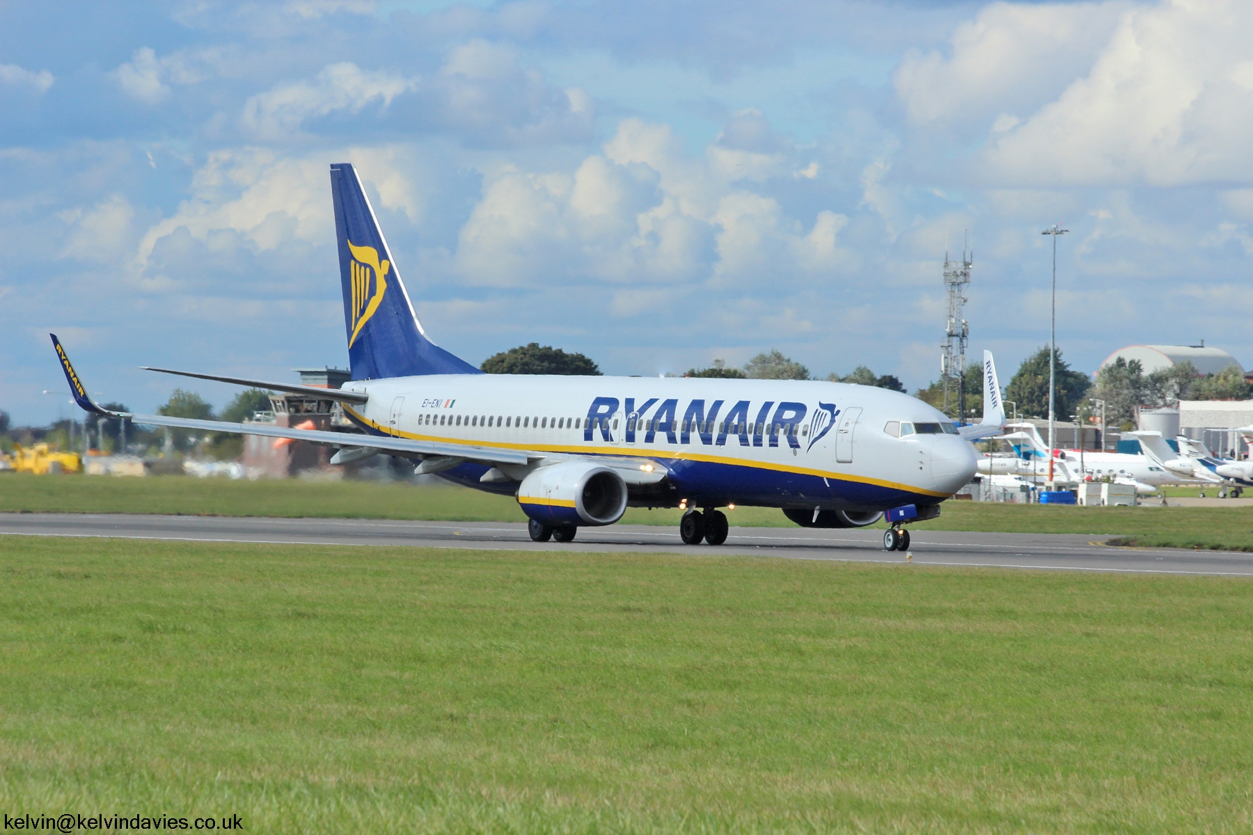 Ryanair 737 EI-ENI