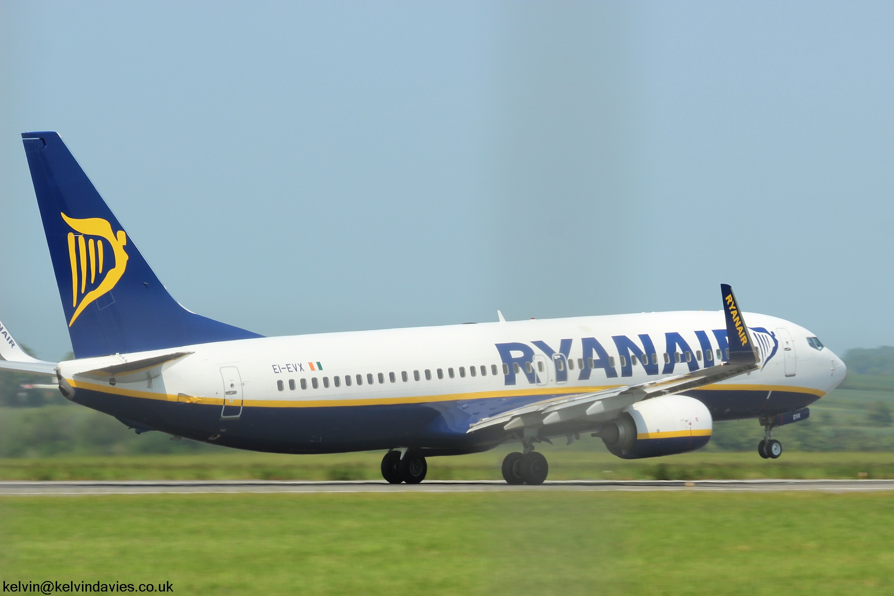 Ryanair 737 EI-EVX