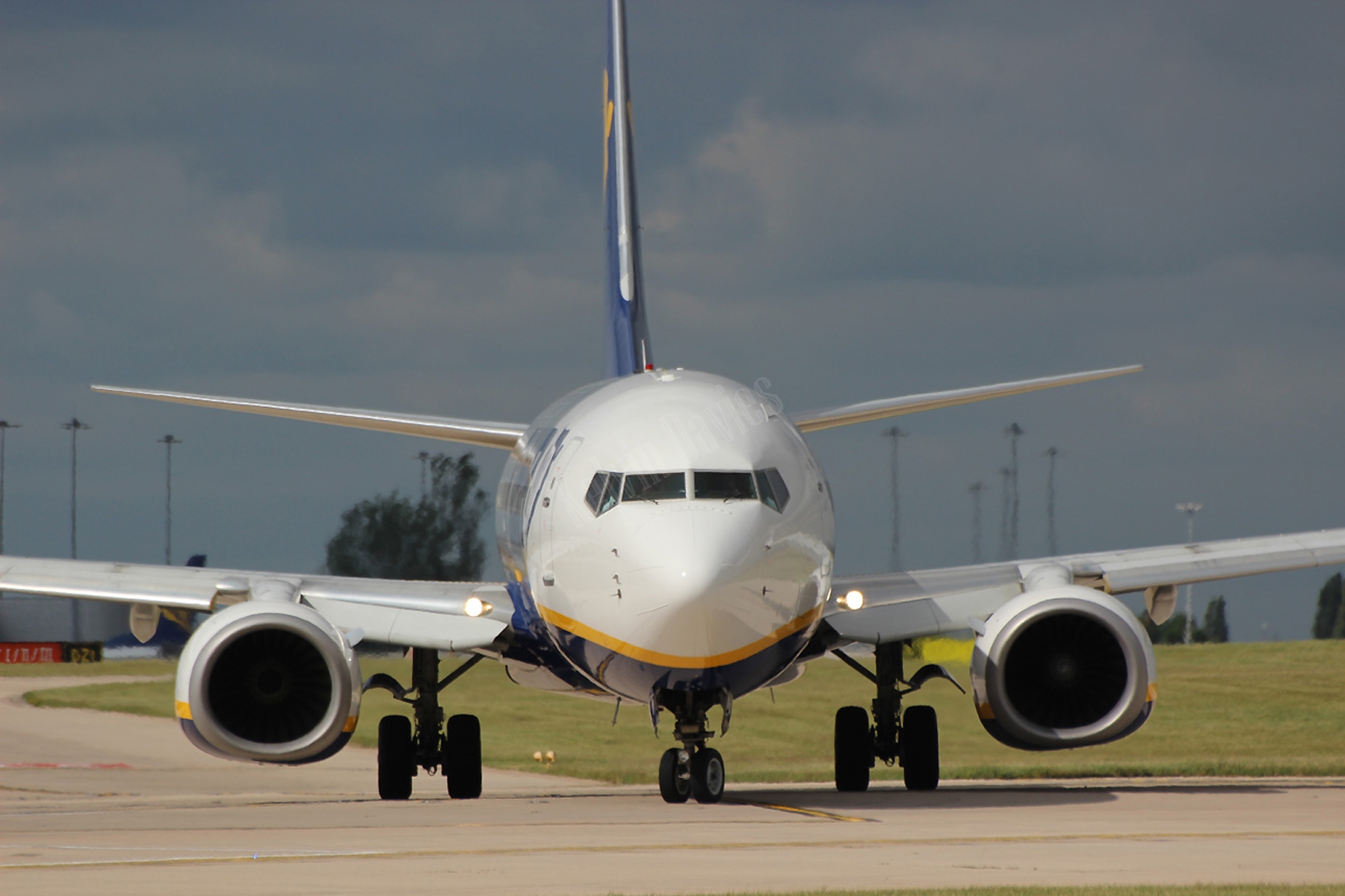 Ryanair 737 EI-DHV