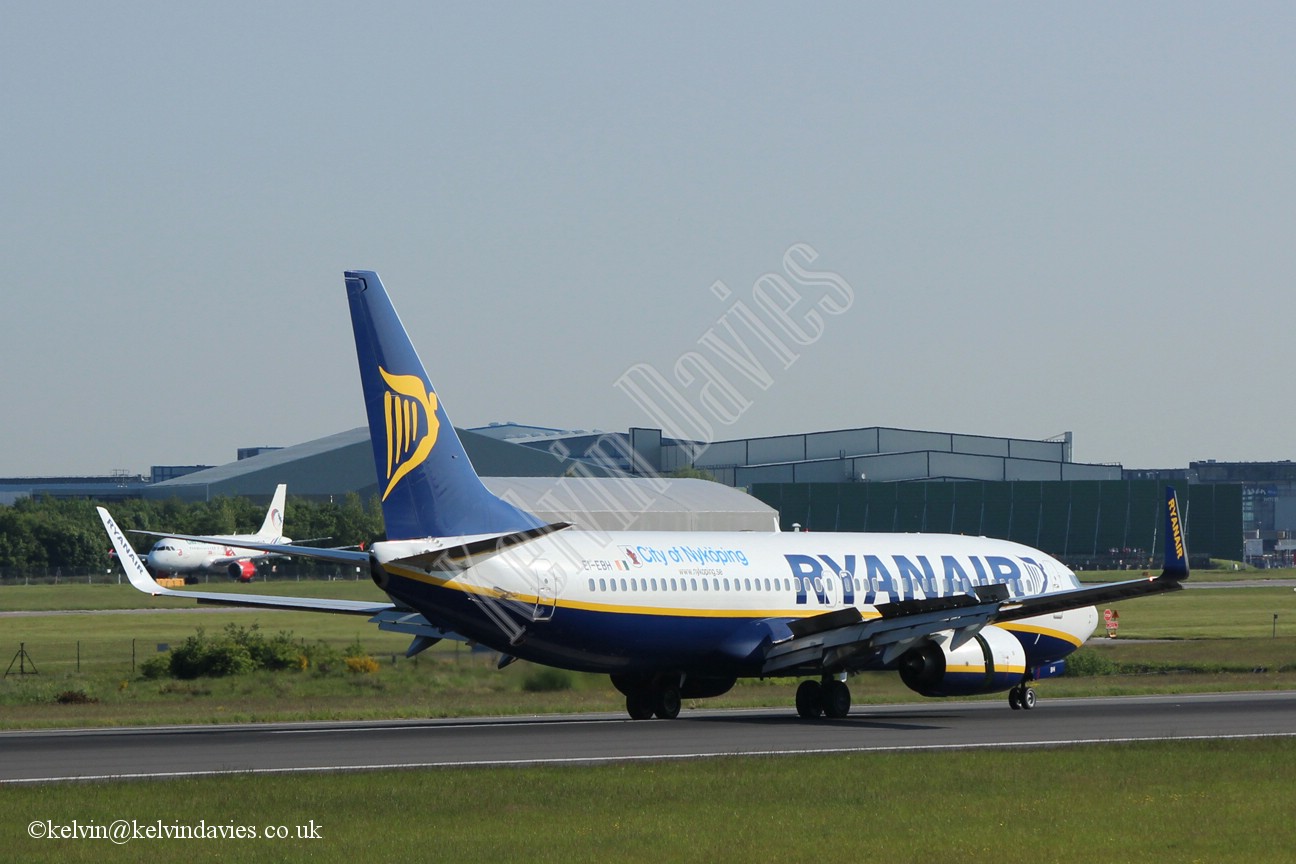 Ryanair 737 EI-EBH