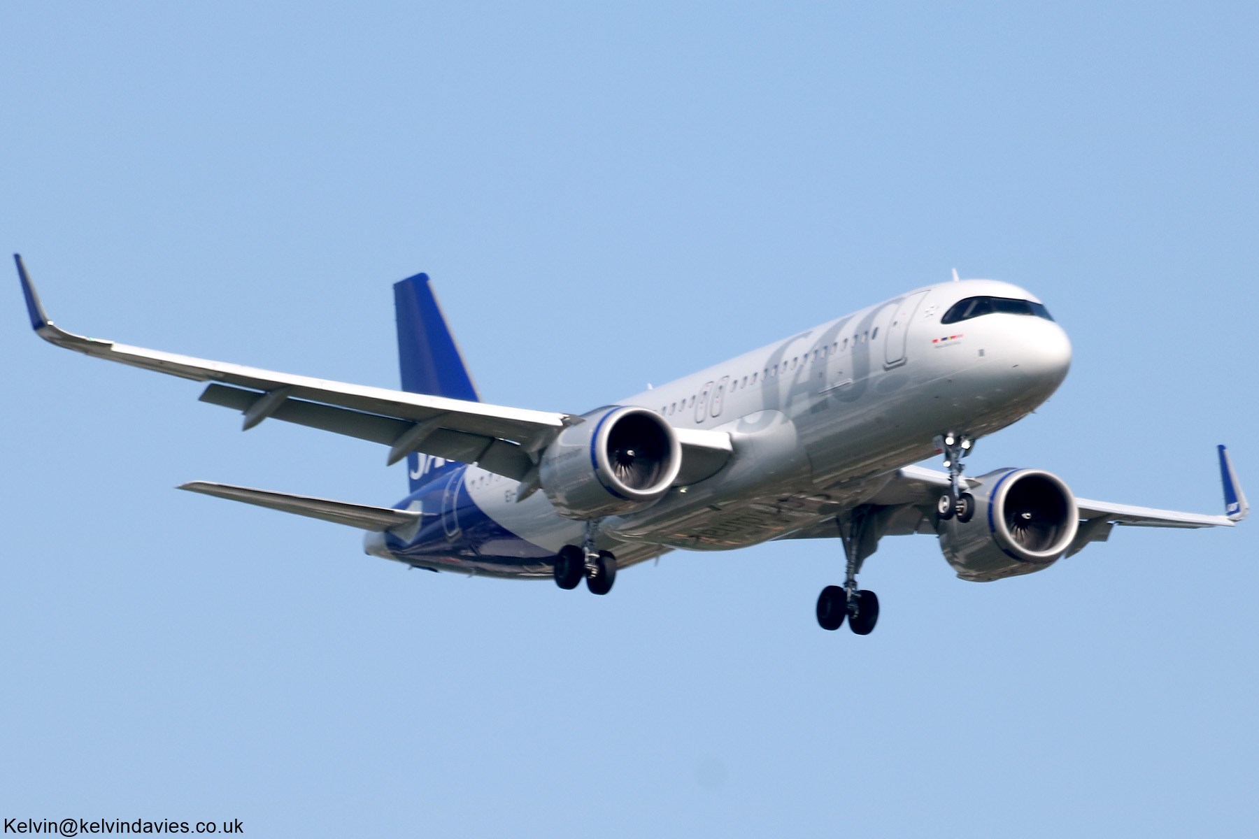 SAS A320 EI-SIY