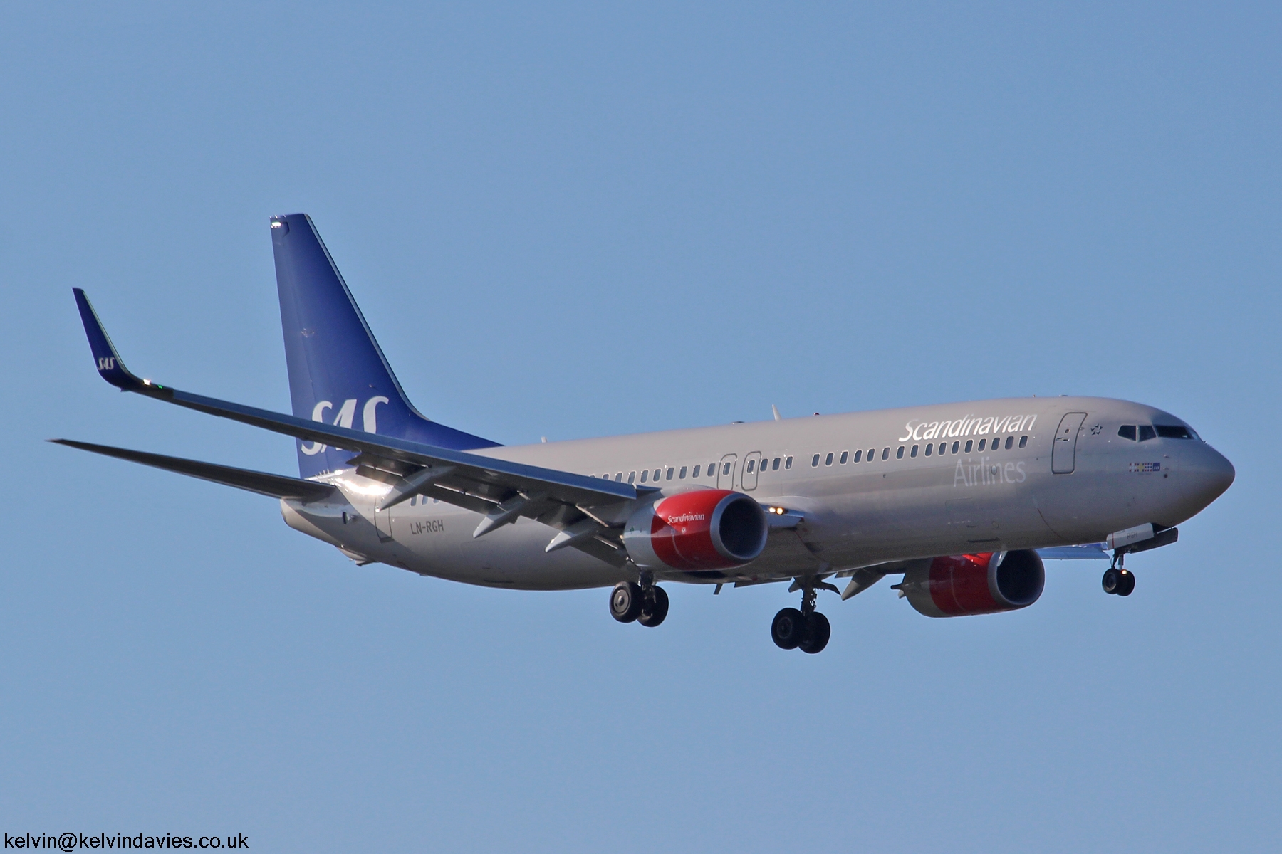 SAS 737NG LN-RGH