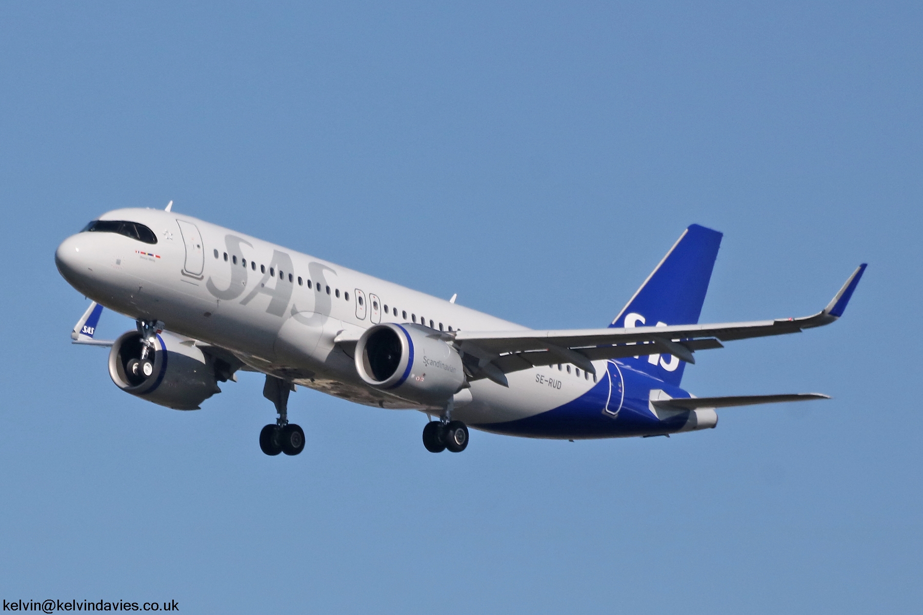 SAS A320 NEO SE-RUD