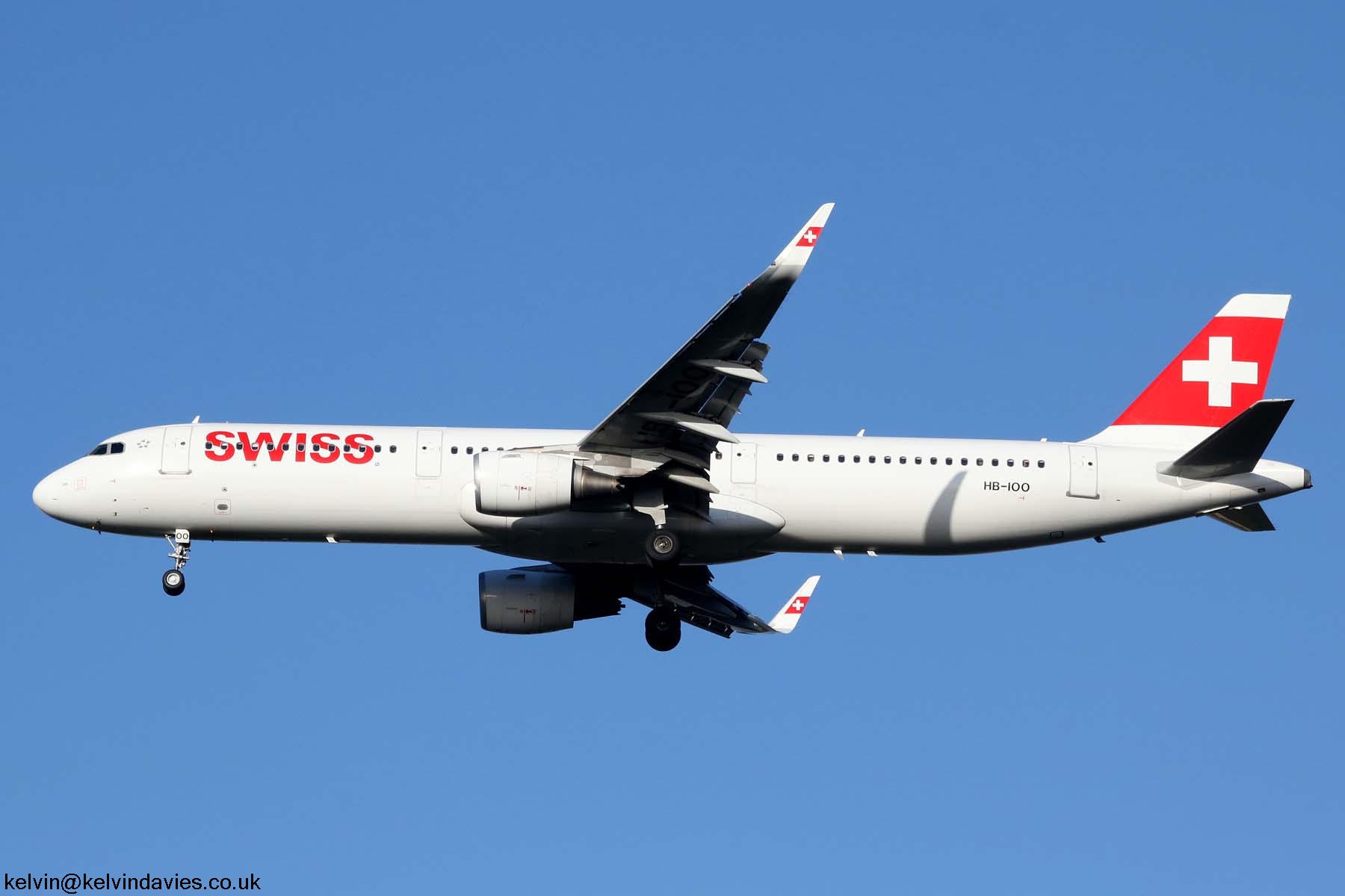 Swiss A321 HB-IOO